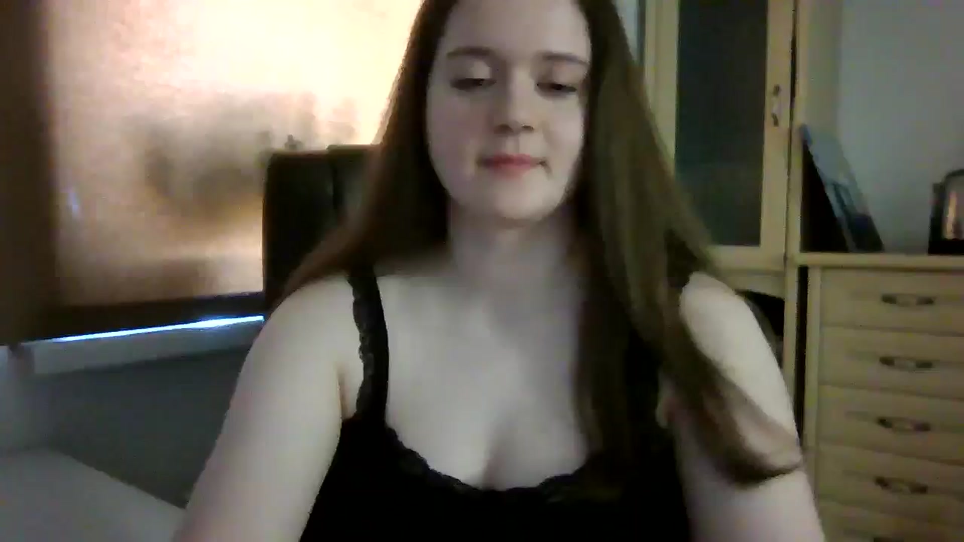 Gallery image thumbnail from KiraDelys's myfreecams stream on, 04/15/2026, 05:16 image 15 of 20