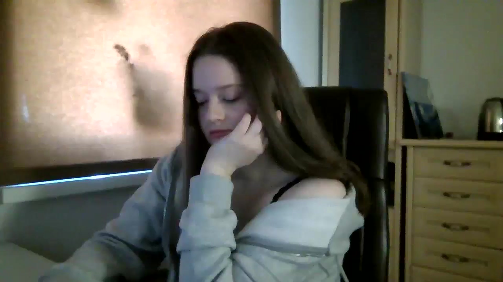 Gallery image thumbnail from KiraDelys's myfreecams stream on, 04/23/2026, 04:43 image 3 of 20