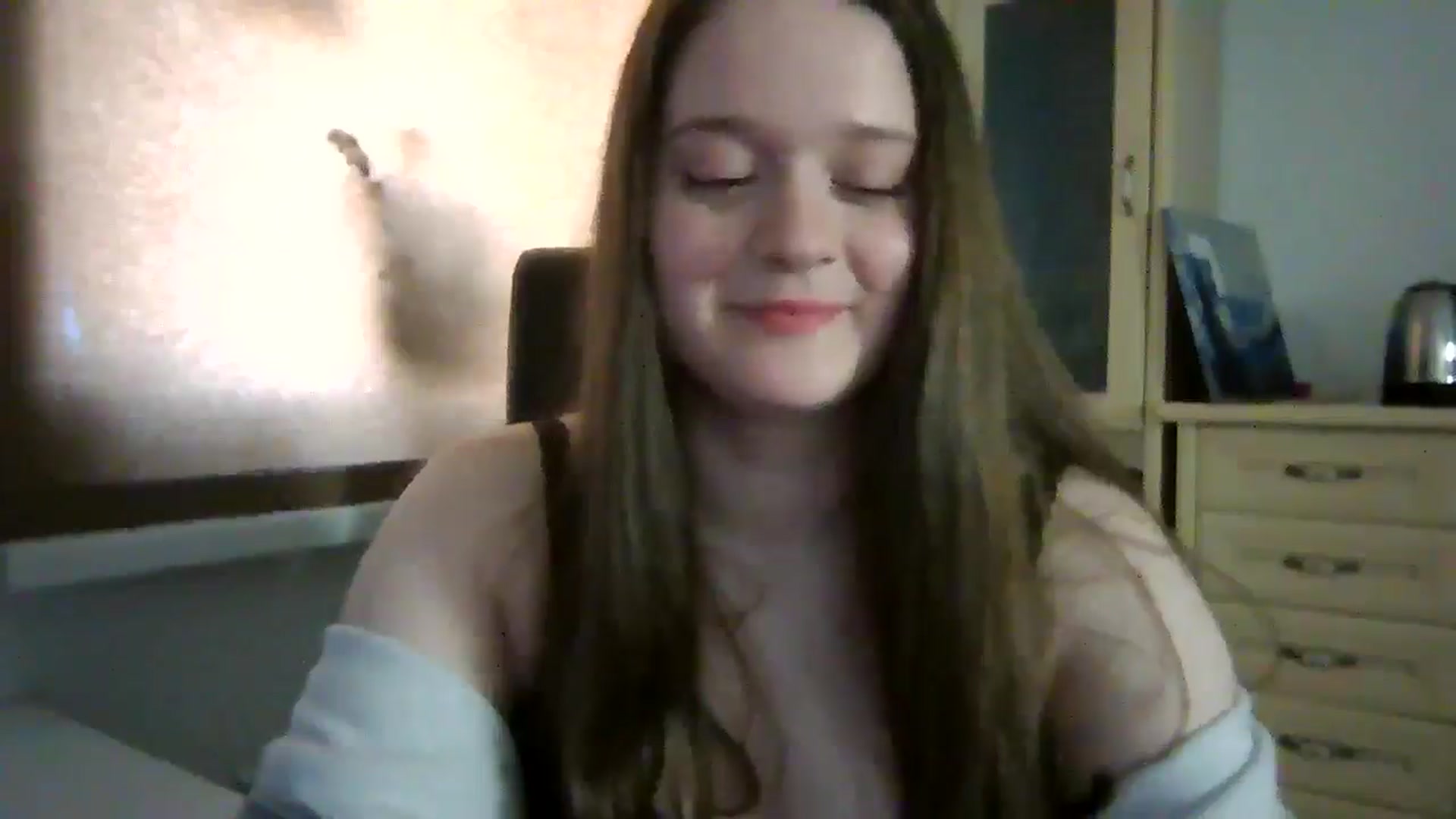 Gallery image thumbnail from KiraDelys's myfreecams stream on, 04/25/2026, 06:29 image 10 of 20