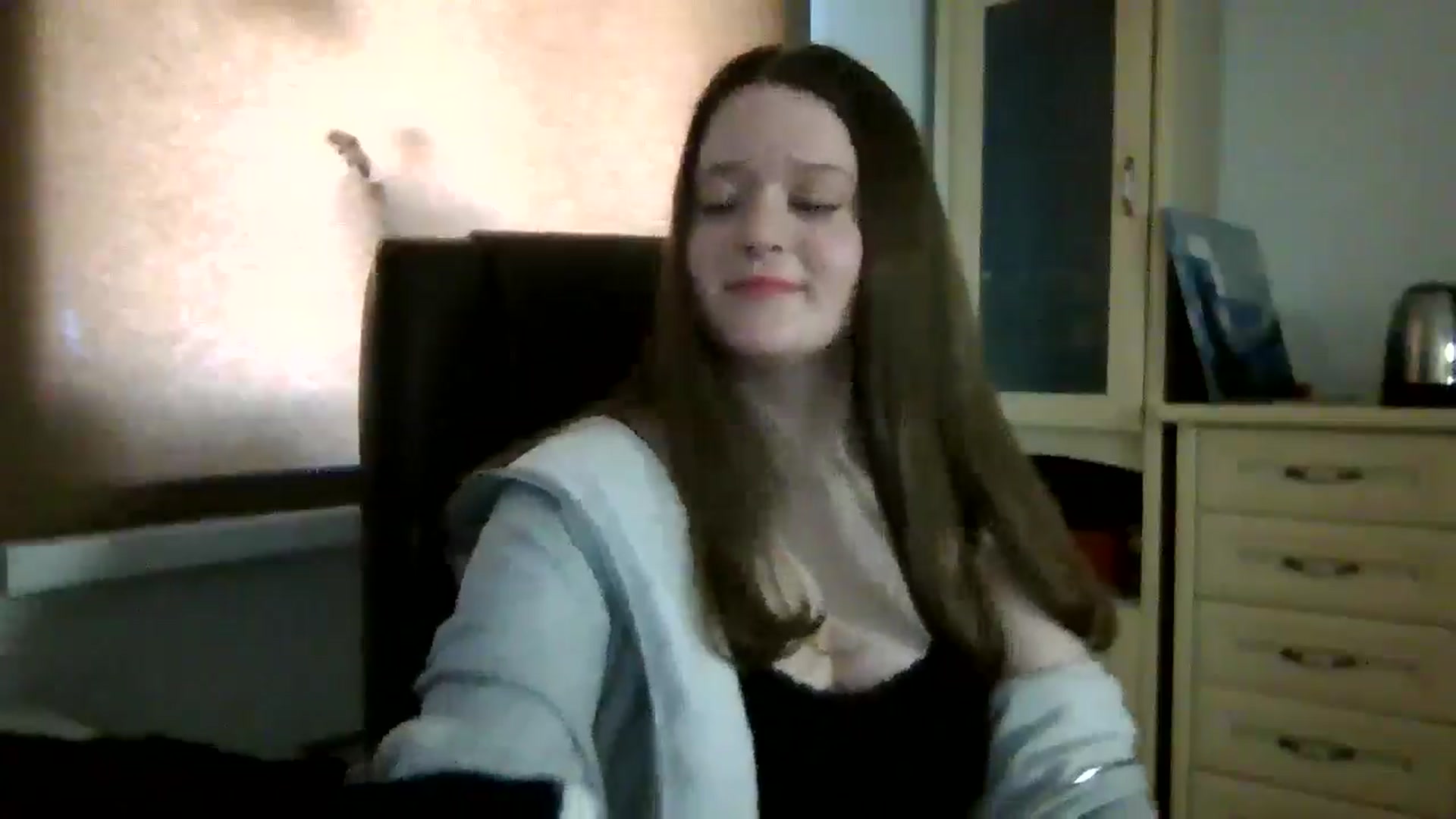 Gallery image thumbnail from KiraDelys's myfreecams stream on, 04/25/2026, 06:29 image 5 of 20