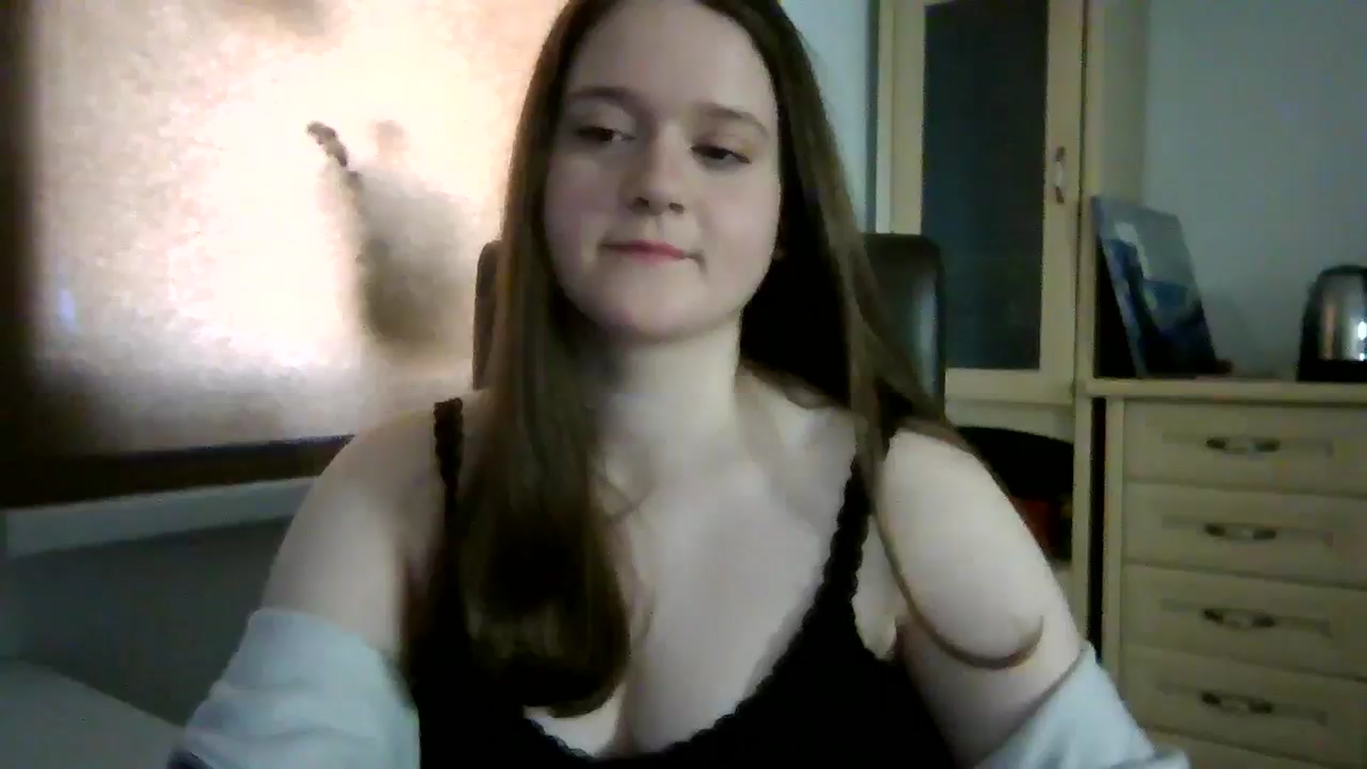 Gallery image thumbnail from KiraDelys's myfreecams stream on, 04/25/2026, 06:29 image 12 of 20