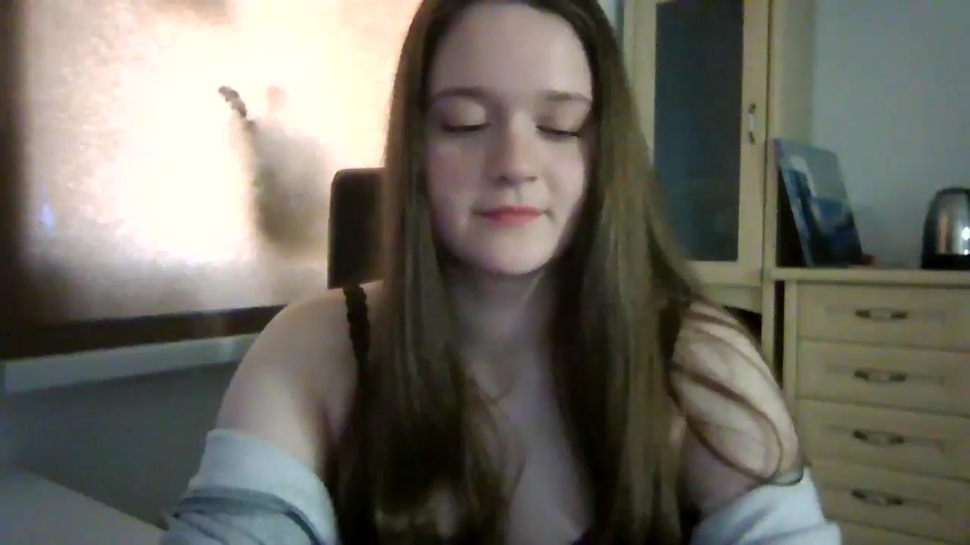 Gallery image thumbnail from KiraDelys's myfreecams stream on, 04/25/2026, 06:29 image 13 of 20
