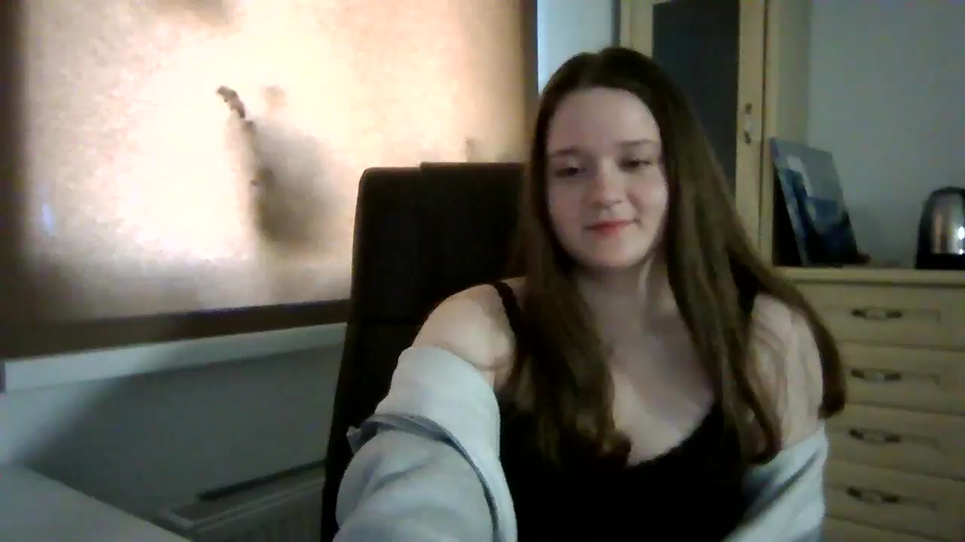 Gallery image thumbnail from KiraDelys's myfreecams stream on, 04/25/2026, 06:29 image 9 of 20