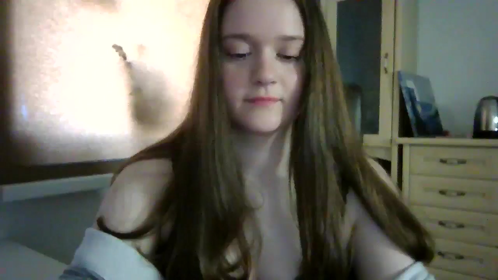 Gallery image thumbnail from KiraDelys's myfreecams stream on, 04/25/2026, 06:29 image 16 of 20
