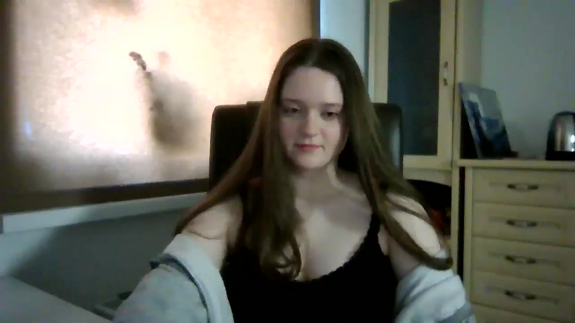 Gallery image thumbnail from KiraDelys's myfreecams stream on, 04/25/2026, 06:29 image 15 of 20