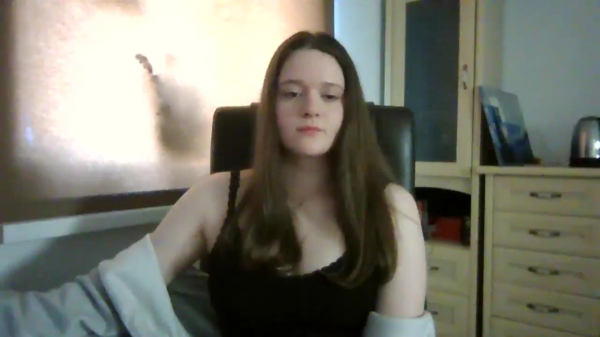 Gallery image thumbnail from KiraDelys's myfreecams stream on, 04/25/2026, 06:29 image 11 of 20