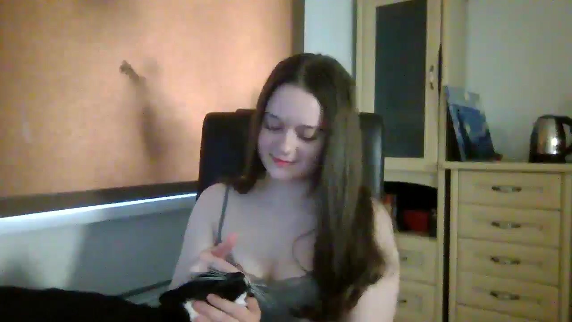 Gallery image thumbnail from KiraDelys's myfreecams stream on, 04/29/2026, 04:24 image 13 of 20