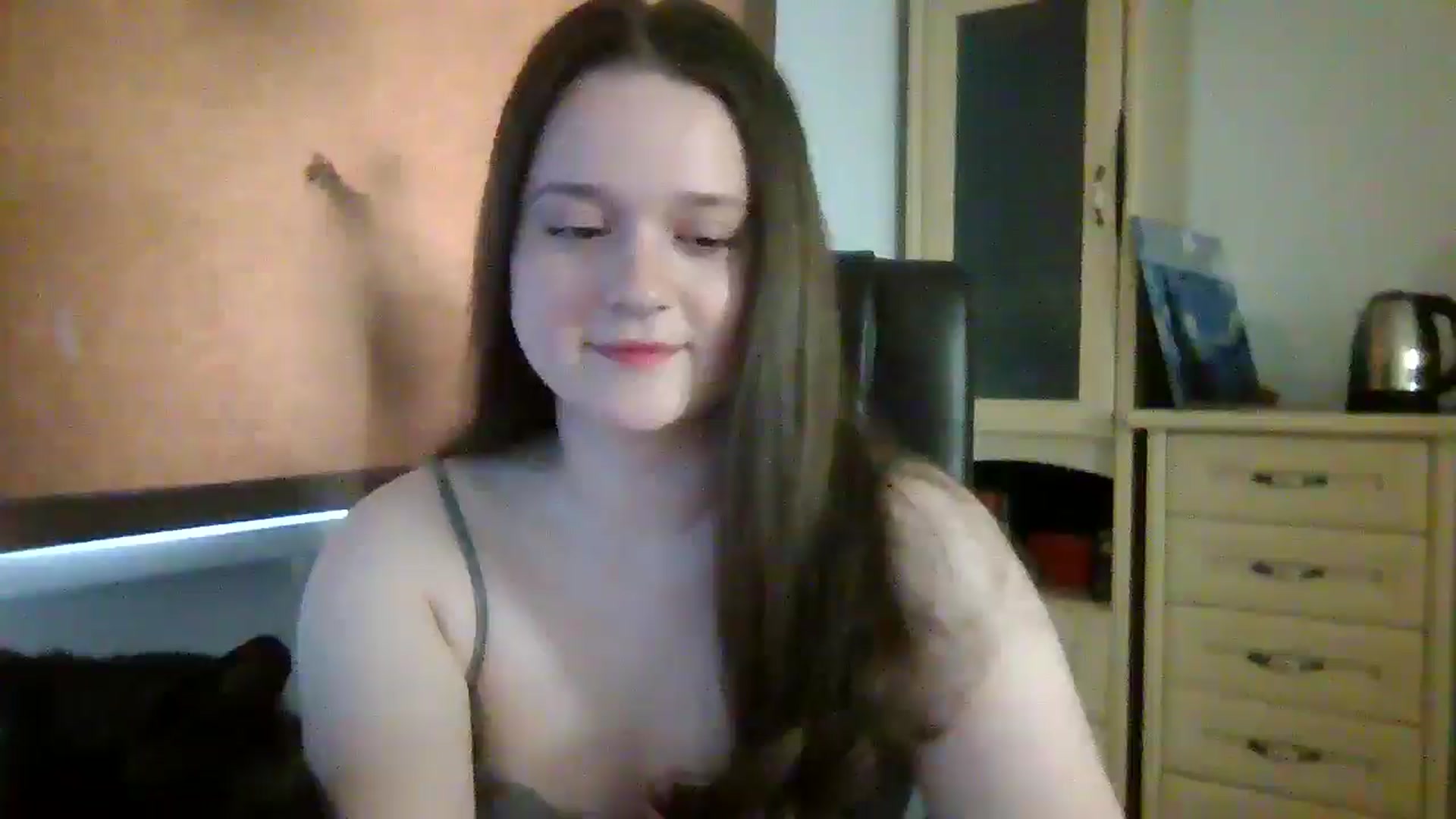 Gallery image thumbnail from KiraDelys's myfreecams stream on, 04/29/2026, 04:24 image 12 of 20