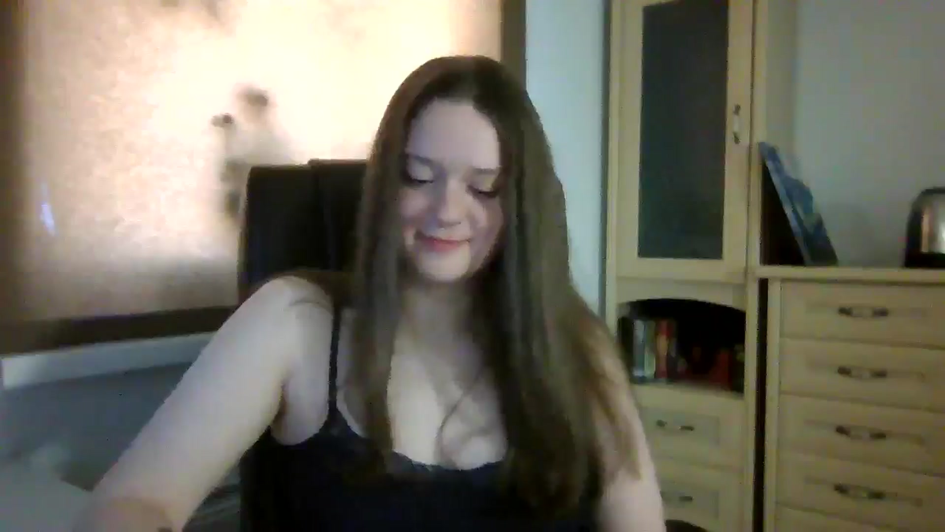 Gallery image thumbnail from KiraDelys's myfreecams stream on, 05/07/2026, 04:57 image 14 of 20
