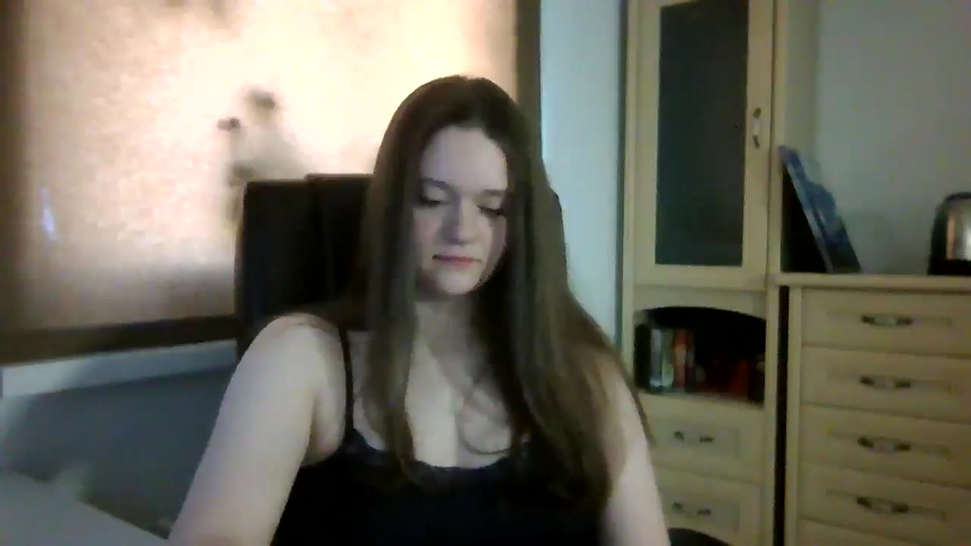 Gallery image thumbnail from KiraDelys's myfreecams stream on, 05/07/2026, 04:57 image 12 of 20