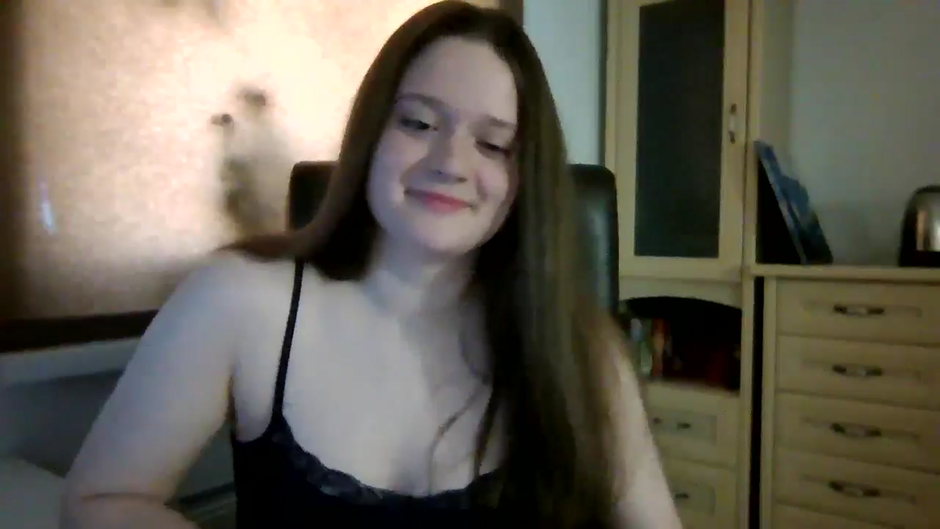 Gallery image thumbnail from KiraDelys's myfreecams stream on, 05/07/2026, 04:57 image 15 of 20