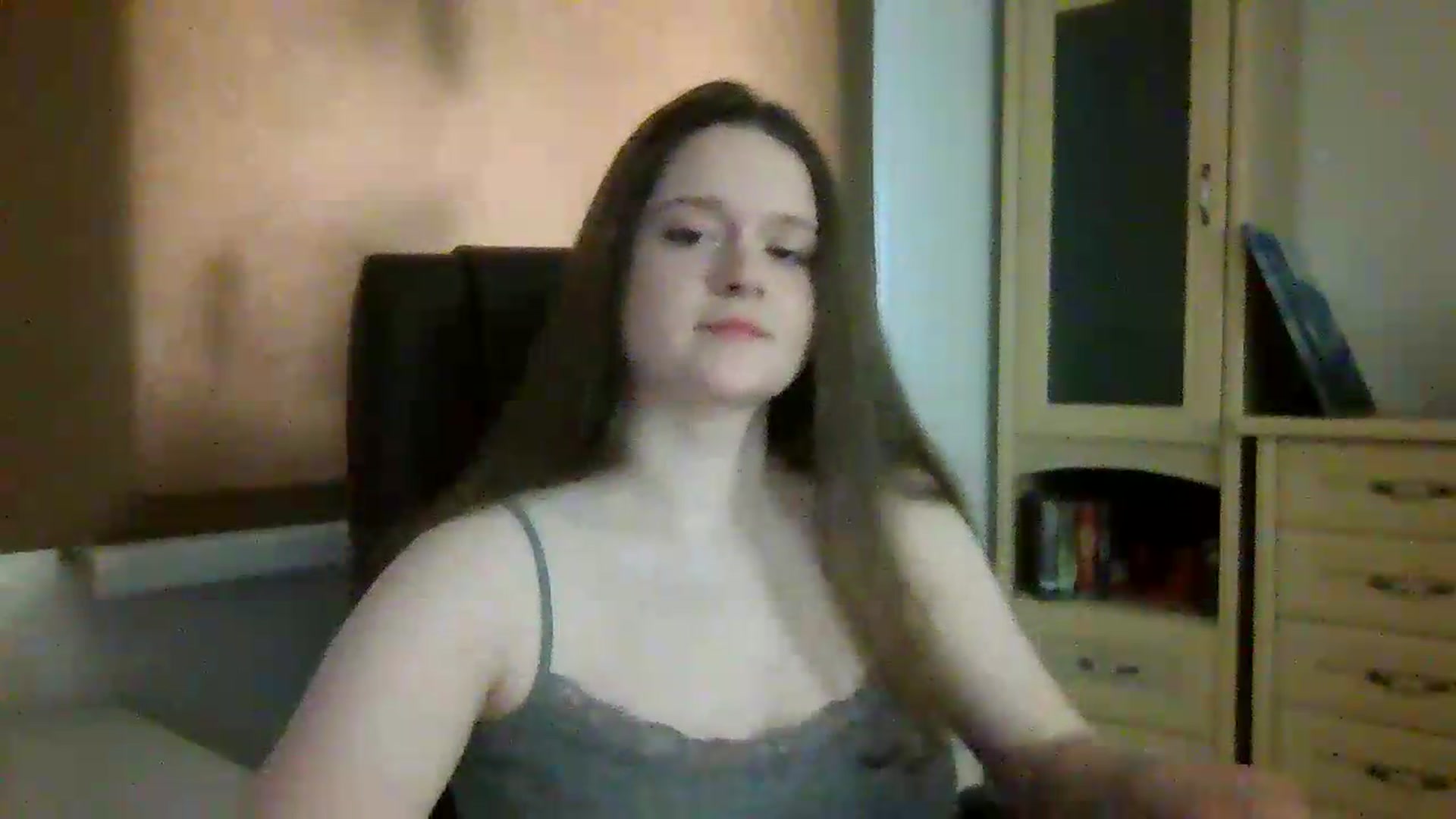 Gallery image thumbnail from KiraDelys's myfreecams stream on, 05/12/2026, 04:14 image 4 of 20
