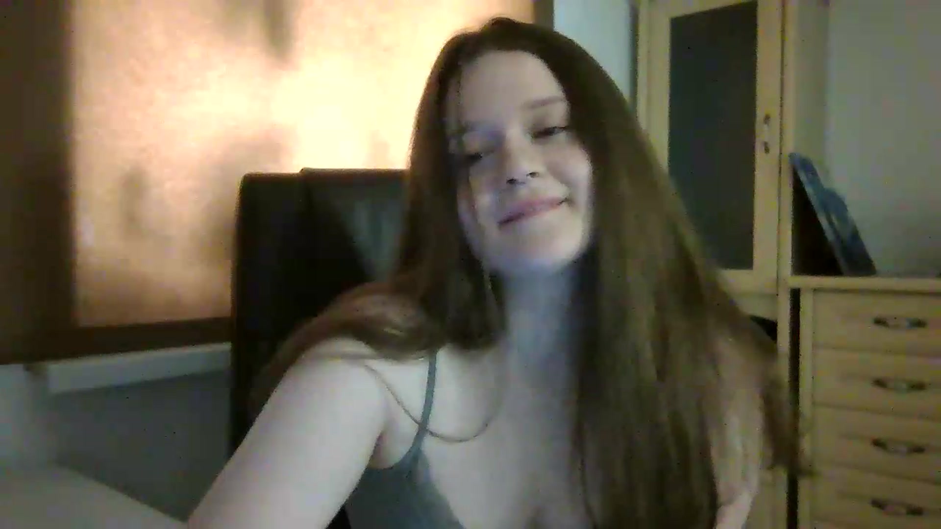 Gallery image thumbnail from KiraDelys's myfreecams stream on, 05/12/2026, 04:40 image 19 of 20