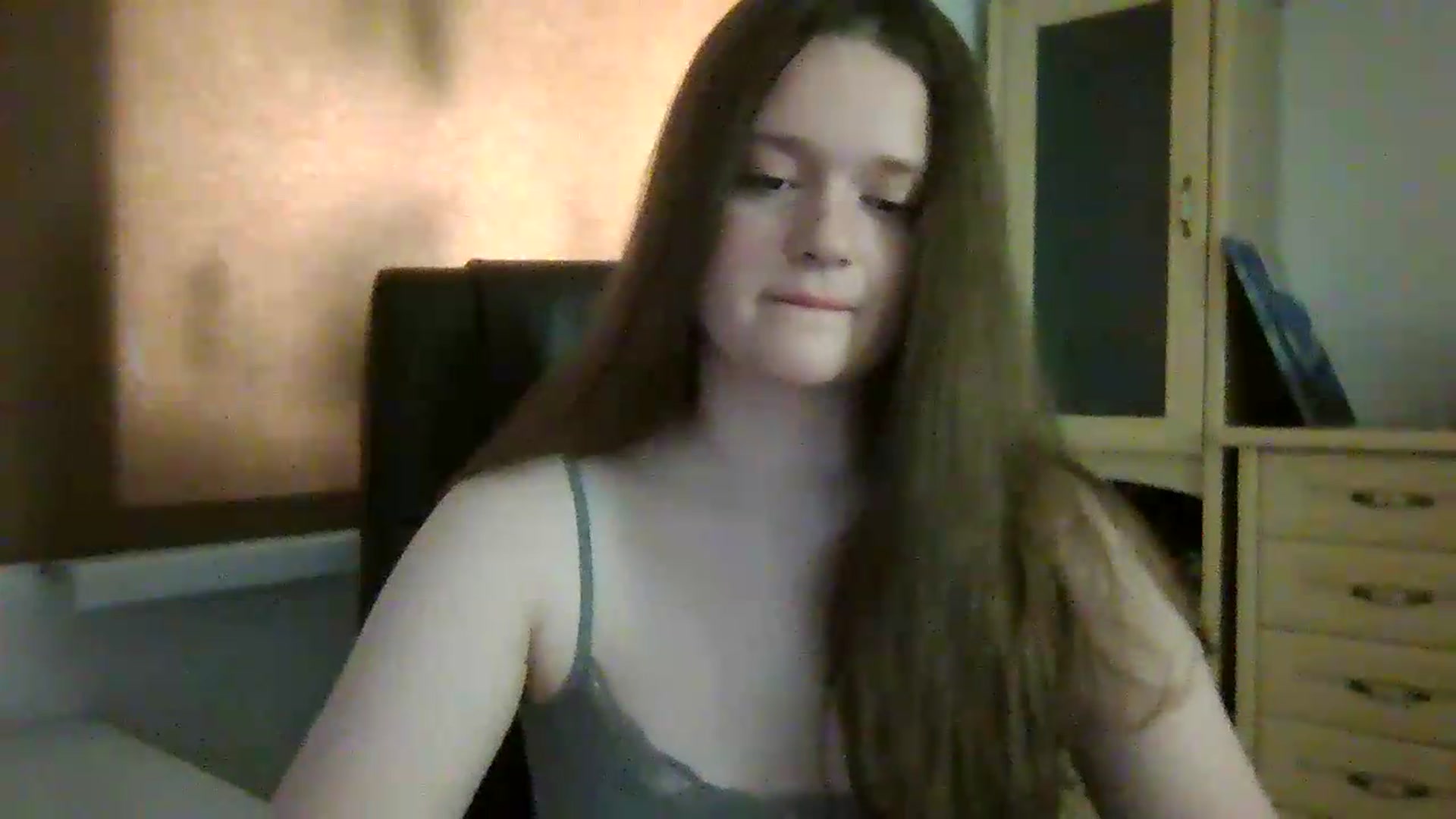 Gallery image thumbnail from KiraDelys's myfreecams stream on, 05/12/2026, 04:40 image 6 of 20