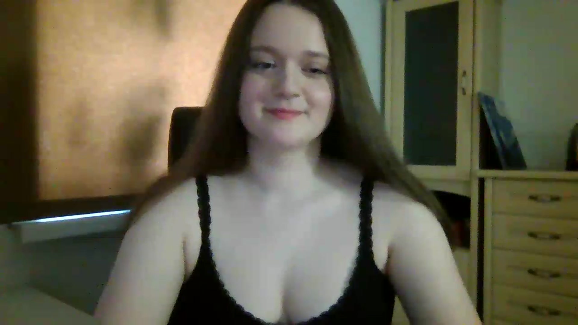 Gallery image thumbnail from KiraDelys's myfreecams stream on, 05/13/2026, 04:50 image 15 of 20