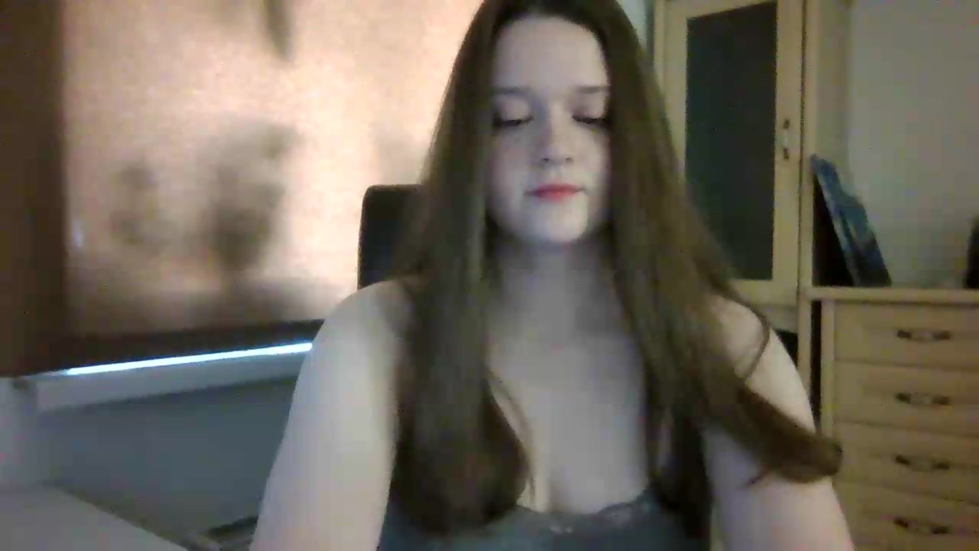 Gallery image thumbnail from KiraDelys's myfreecams stream on, 05/15/2026, 03:23 image 13 of 20