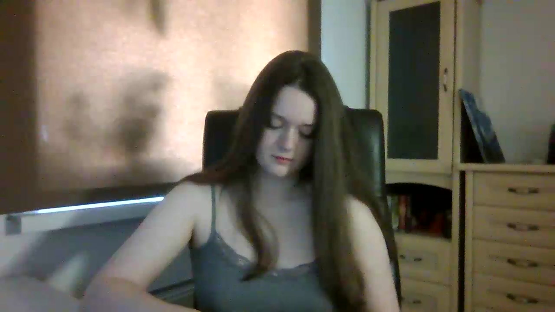Gallery image thumbnail from KiraDelys's myfreecams stream on, 05/15/2026, 03:23 image 18 of 20