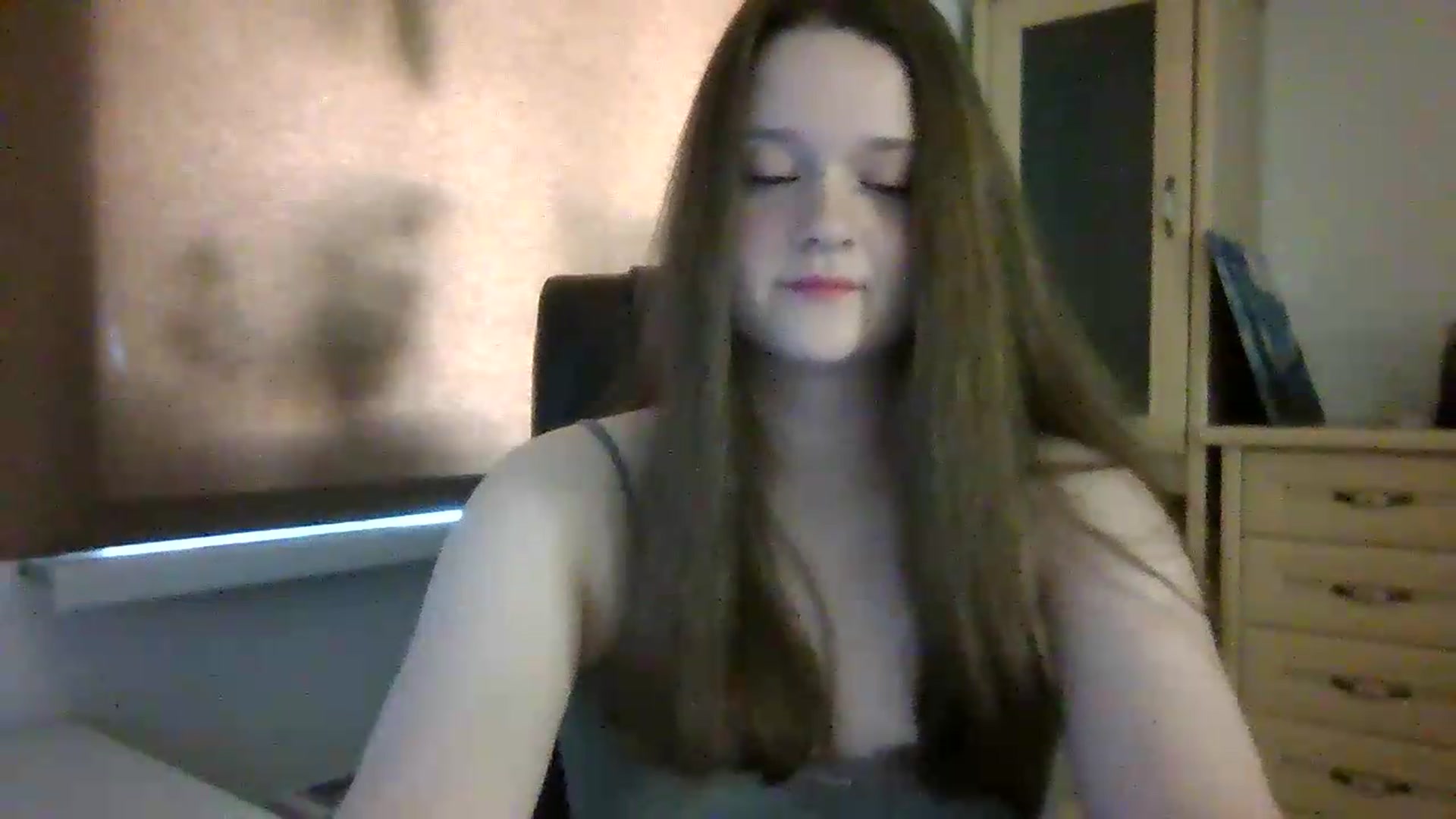 Gallery image thumbnail from KiraDelys's myfreecams stream on, 05/15/2026, 03:23 image 10 of 20