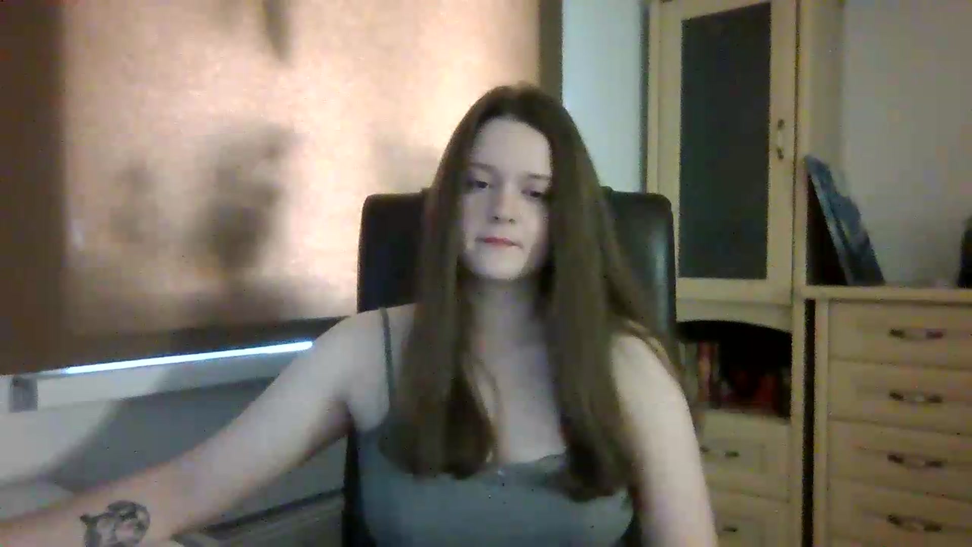 Gallery image thumbnail from KiraDelys's myfreecams stream on, 05/15/2026, 03:23 image 7 of 20