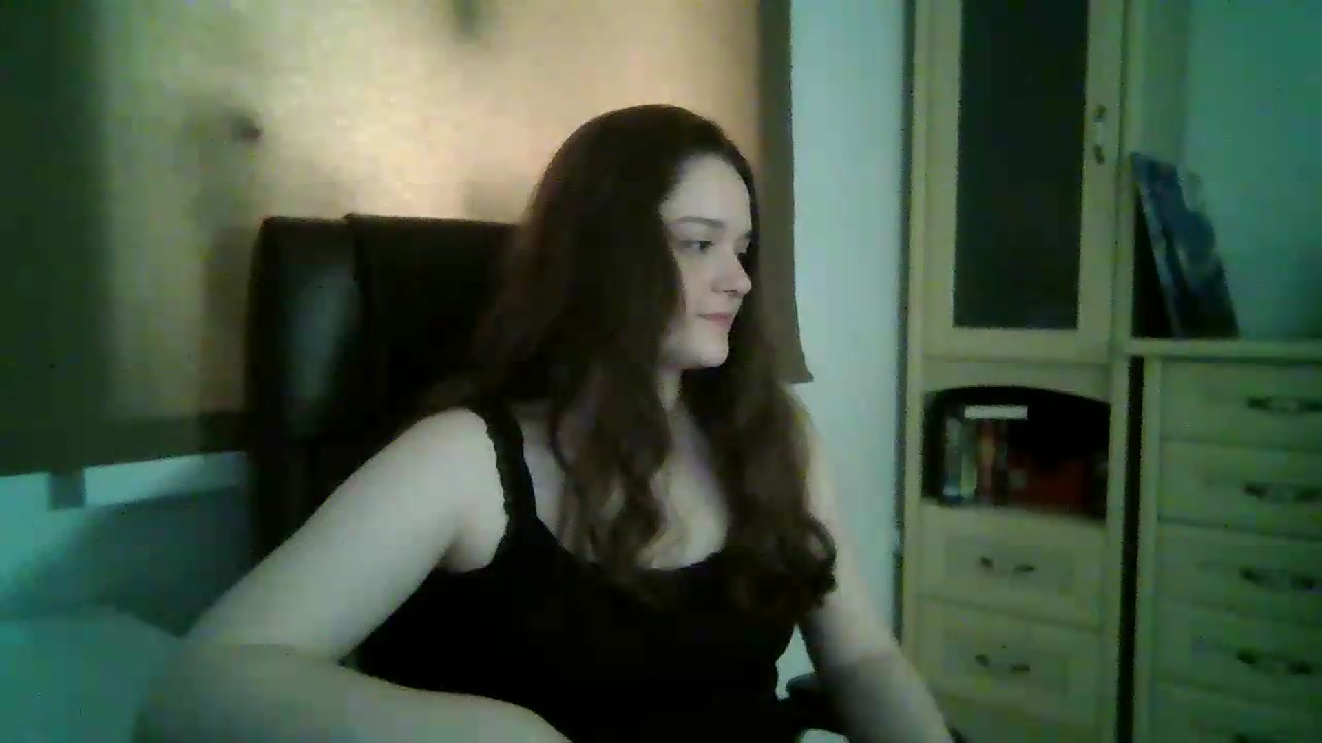 Gallery image thumbnail from KiraDelys's myfreecams stream on, 05/24/2026, 04:21 image 17 of 20