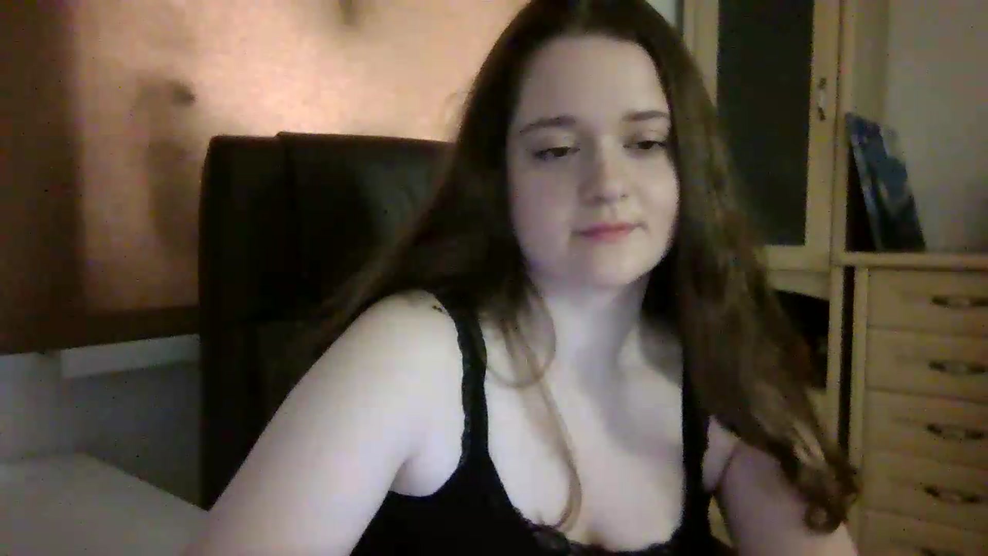 Gallery image thumbnail from KiraDelys's myfreecams stream on, 05/24/2026, 04:21 image 2 of 20
