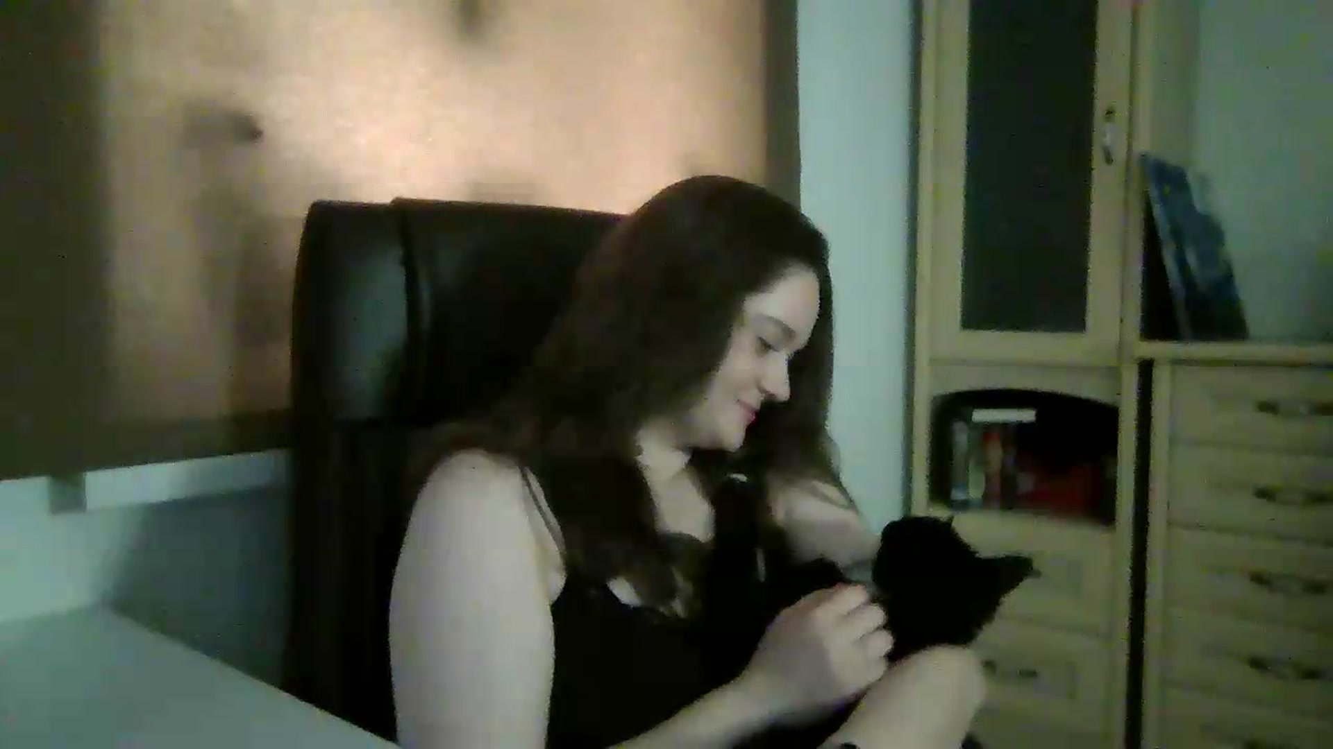 Gallery image thumbnail from KiraDelys's myfreecams stream on, 05/24/2026, 04:21 image 8 of 20