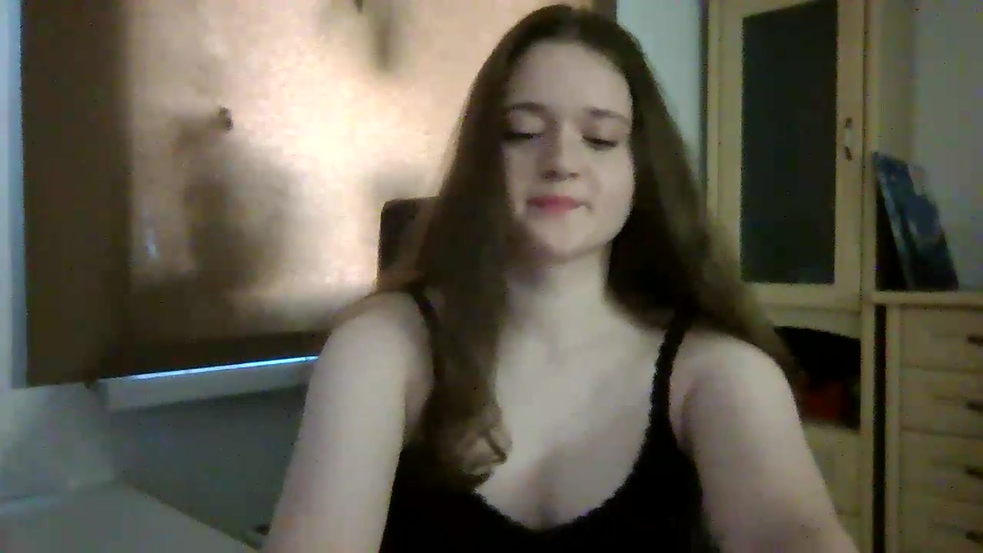 Gallery image thumbnail from KiraDelys's myfreecams stream on, 05/25/2026, 03:27 image 9 of 20
