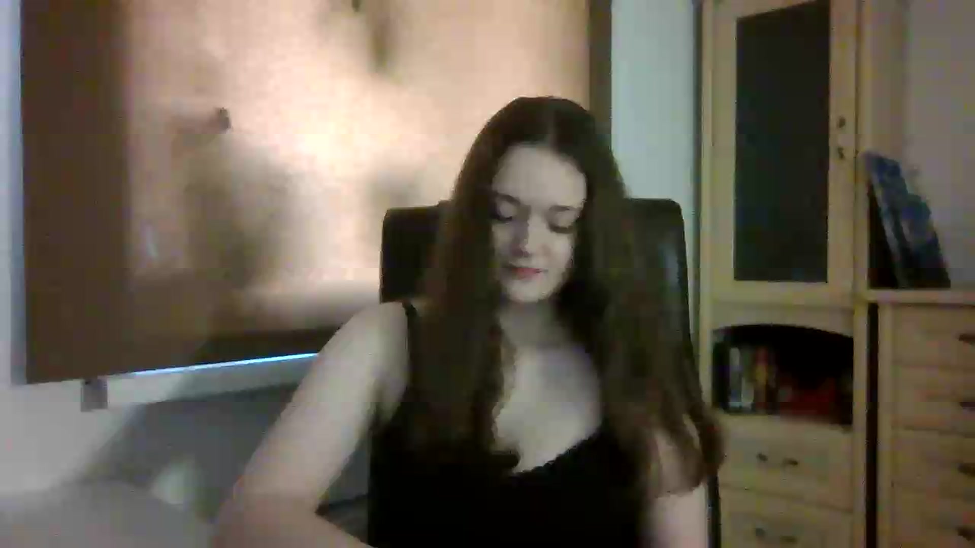 Gallery image thumbnail from KiraDelys's myfreecams stream on, 05/25/2026, 03:27 image 1 of 20