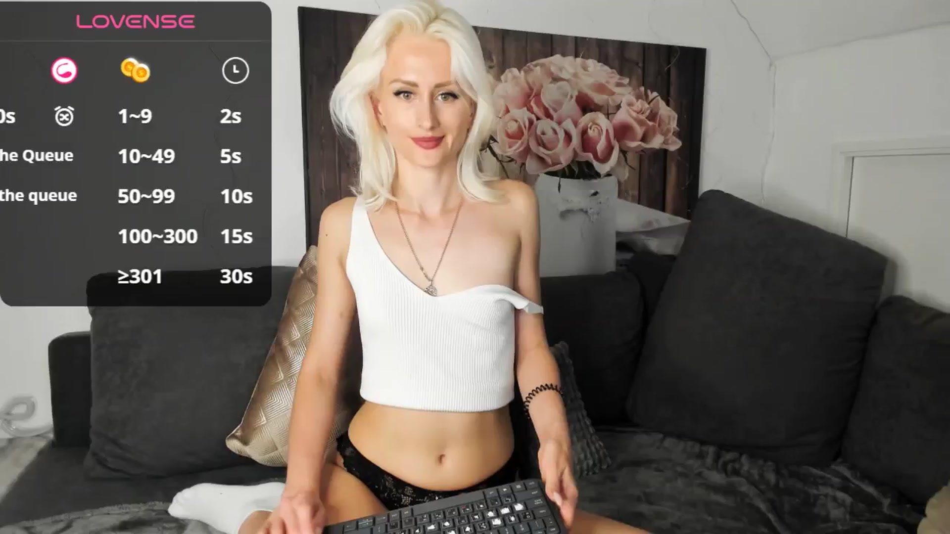 Gallery image thumbnail from KiraKiray's myfreecams stream on, 09/24/2024, 11:37 image 16 of 20