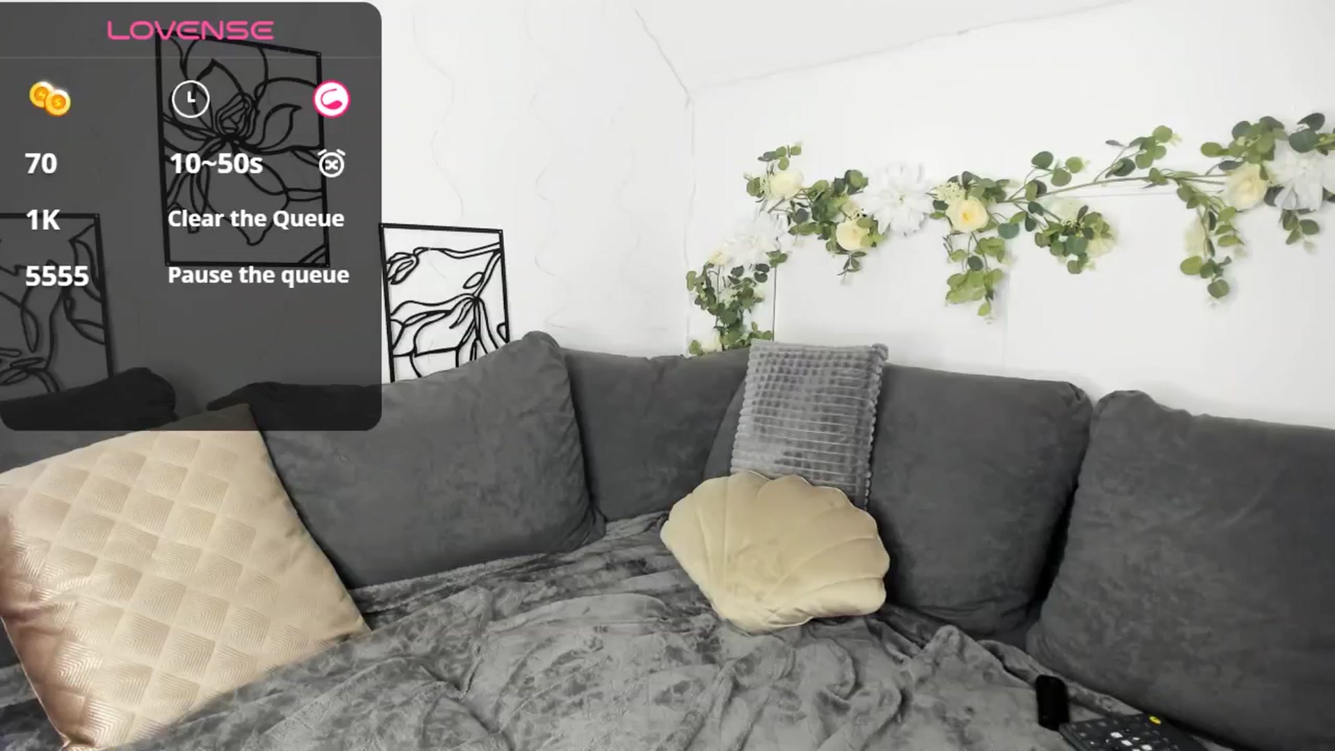 Gallery image thumbnail from KiraKiray's myfreecams stream on, 09/27/2024, 12:56 image 20 of 20