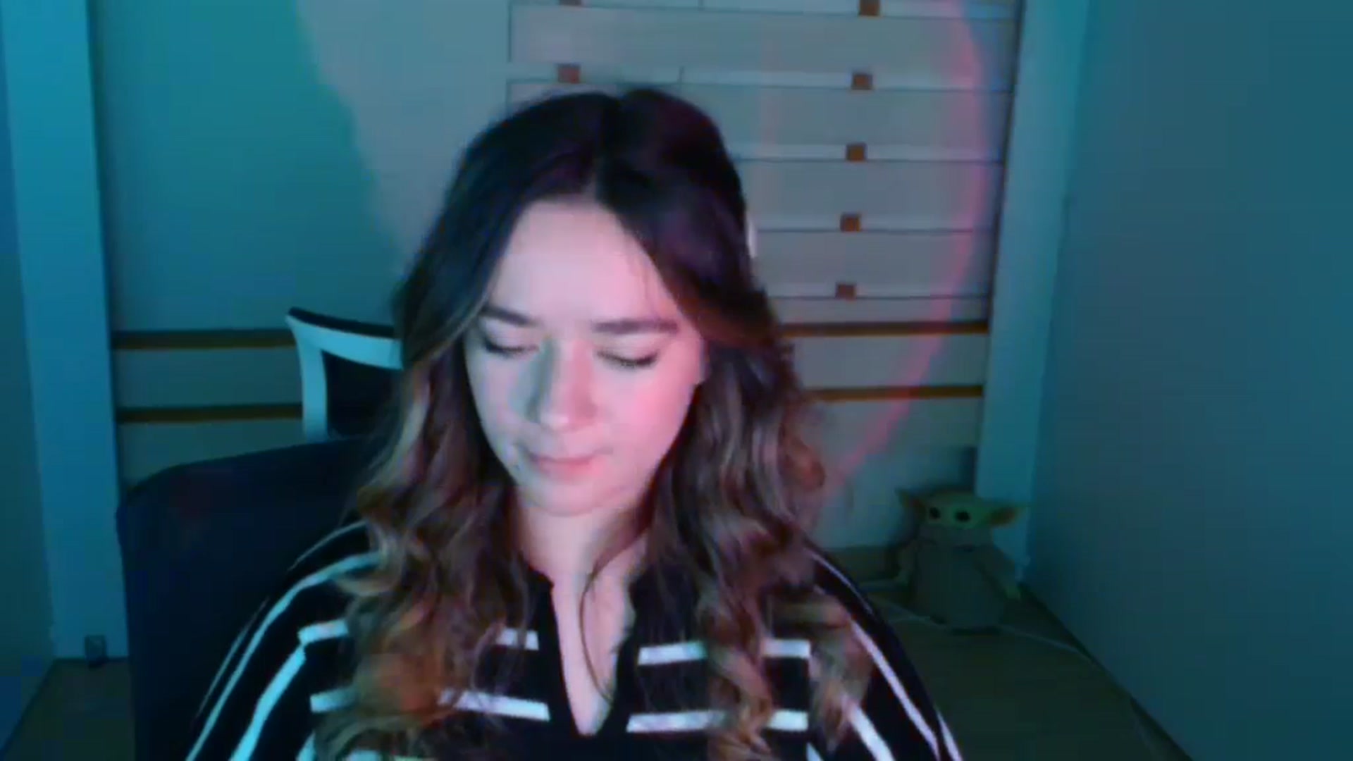 Gallery image thumbnail from KiraLove's myfreecams stream on, 01/09/2024, 10:14 image 12 of 20