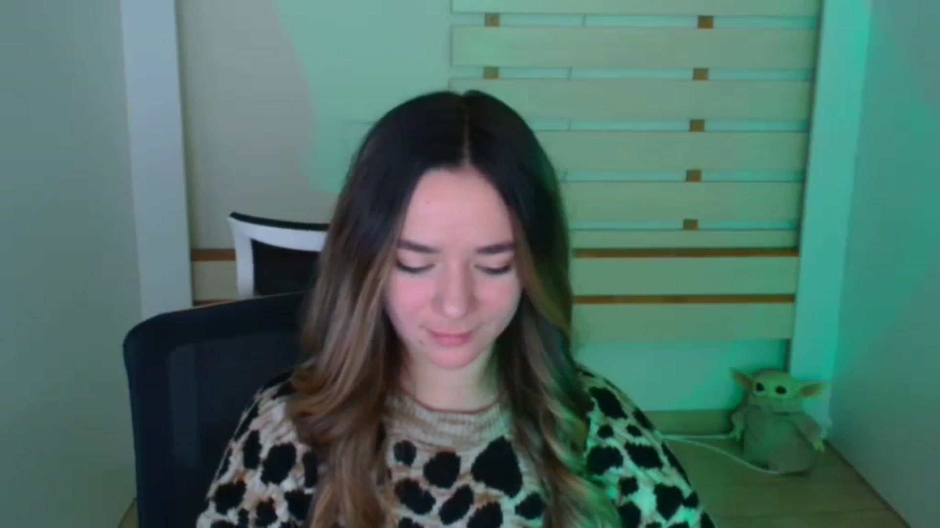 Gallery image thumbnail from KiraLove's myfreecams stream on, 01/10/2024, 10:15 image 5 of 20
