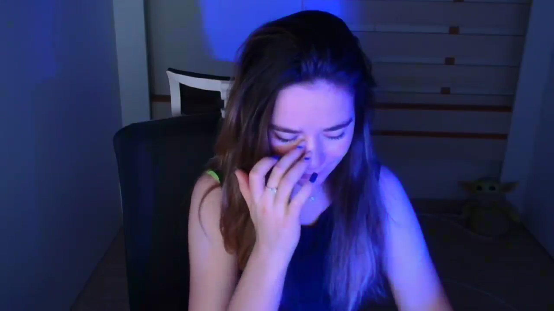Gallery image thumbnail from KiraLove's myfreecams stream on, 01/25/2024, 01:39 image 20 of 20
