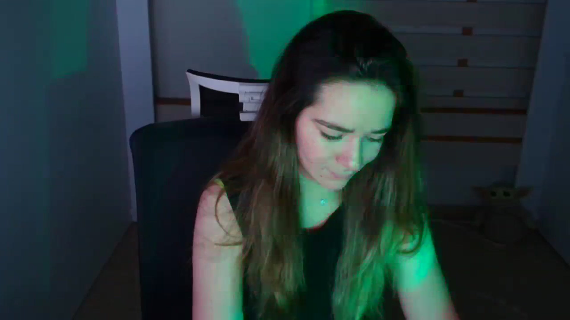 Gallery image thumbnail from KiraLove's myfreecams stream on, 01/25/2024, 01:39 image 17 of 20