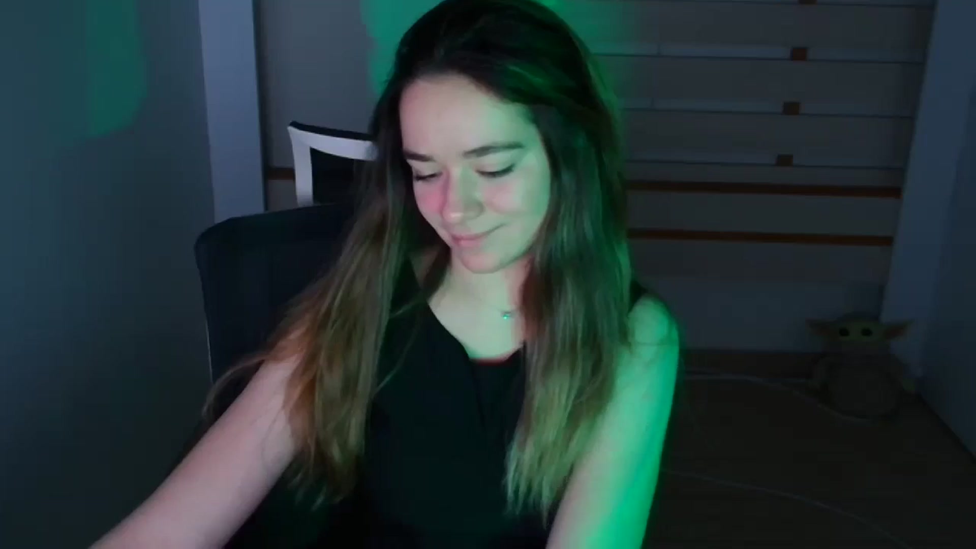 Gallery image thumbnail from KiraLove's myfreecams stream on, 01/25/2024, 01:39 image 8 of 20