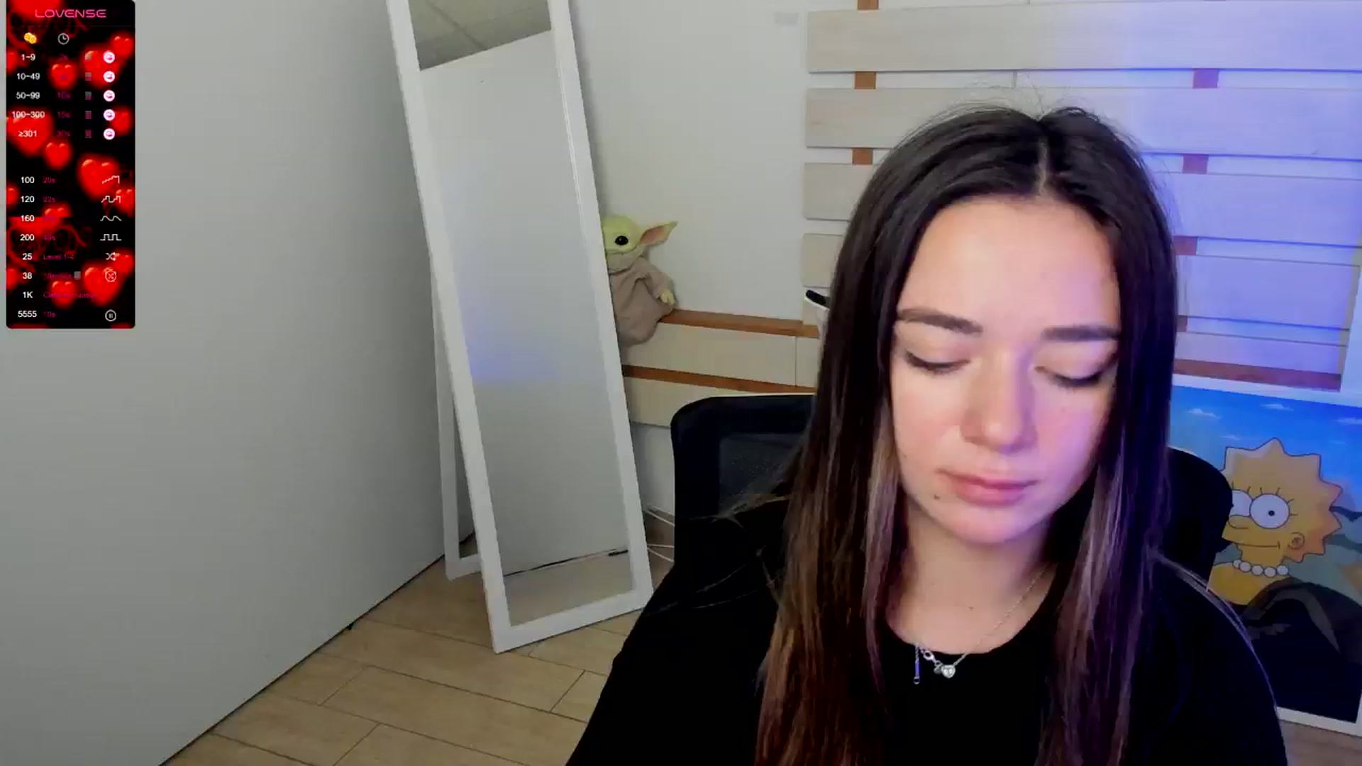 Gallery image thumbnail from KiraLove's myfreecams stream on, 10/21/2024, 11:37 image 17 of 20