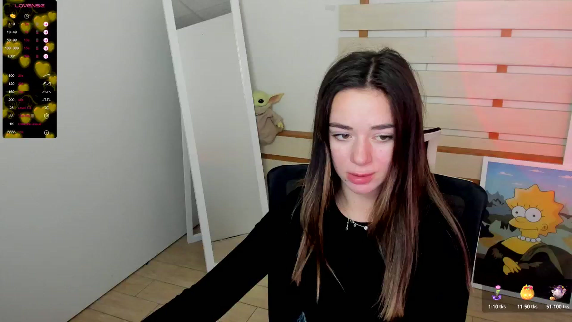 Gallery image thumbnail from KiraLove's myfreecams stream on, 10/21/2024, 11:37 image 14 of 20