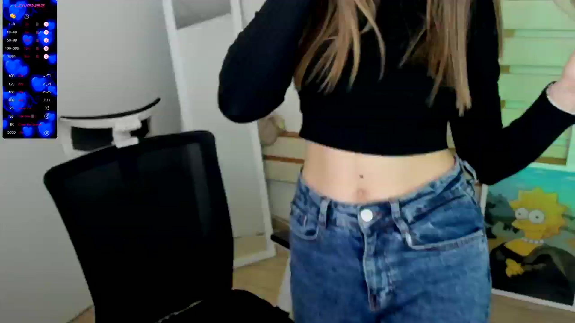 Gallery image thumbnail from KiraLove's myfreecams stream on, 10/21/2024, 11:37 image 8 of 20