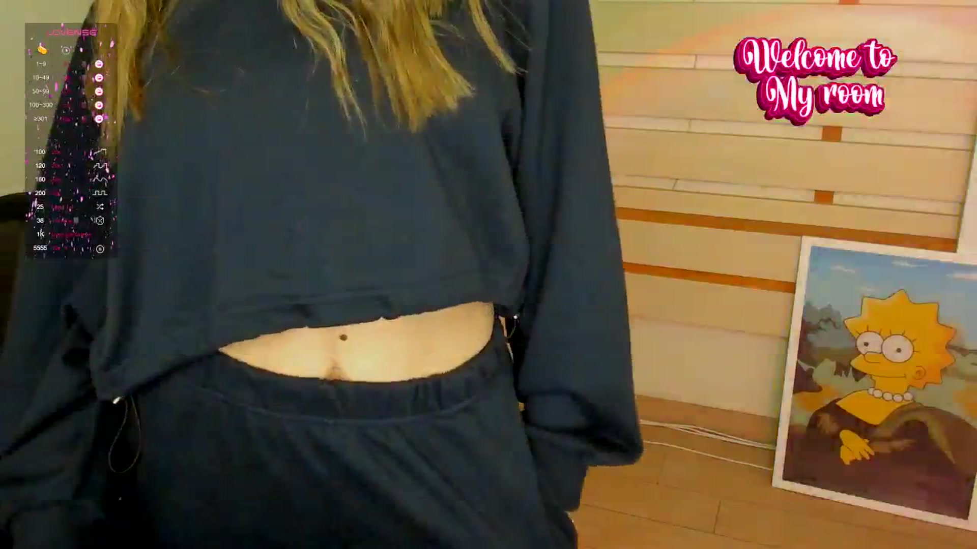 Gallery image thumbnail from KiraLove's myfreecams stream on, 10/25/2024, 10:28 image 19 of 20