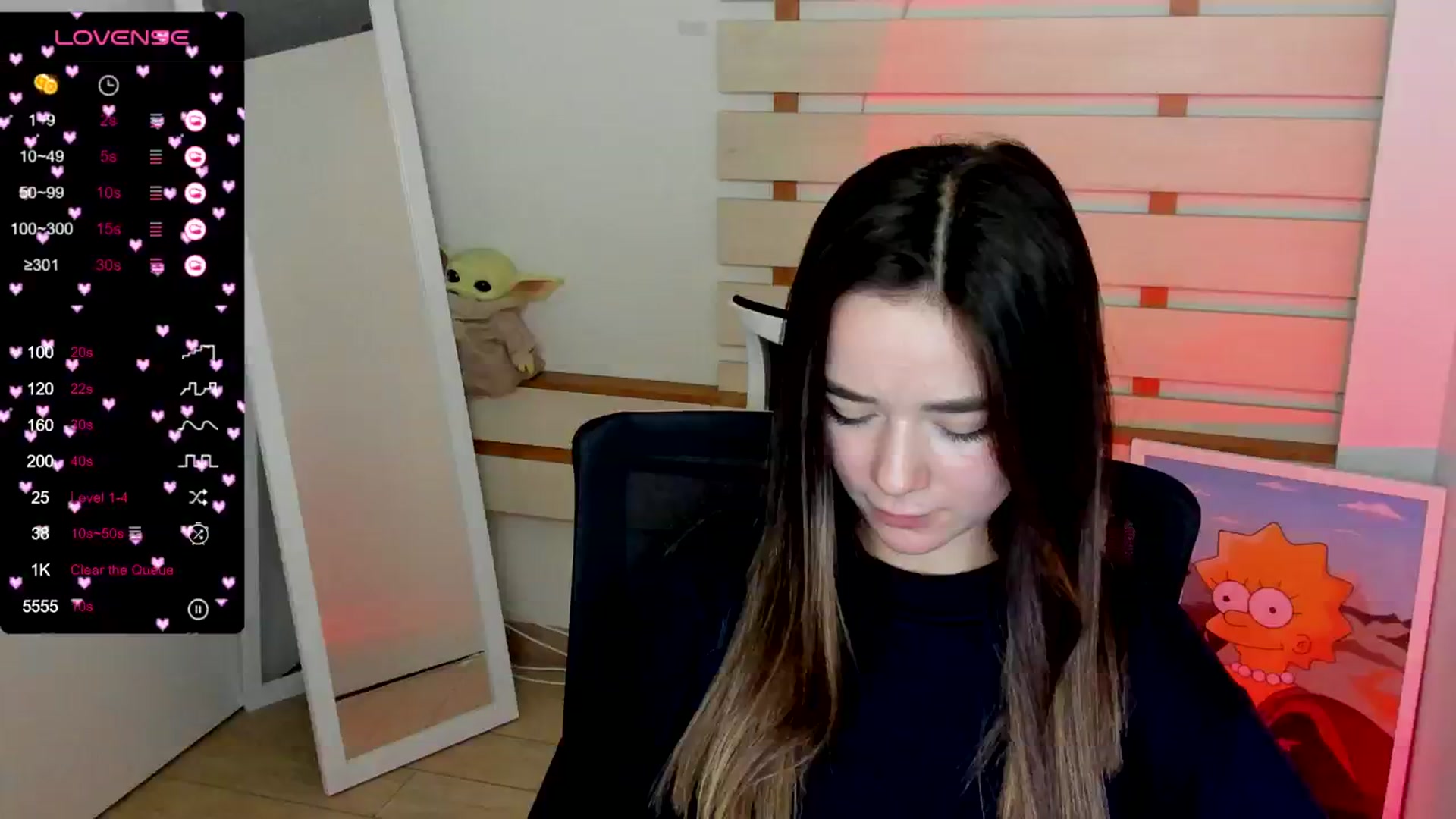 Gallery image thumbnail from KiraLove's myfreecams stream on, 11/10/2024, 10:46 image 13 of 20