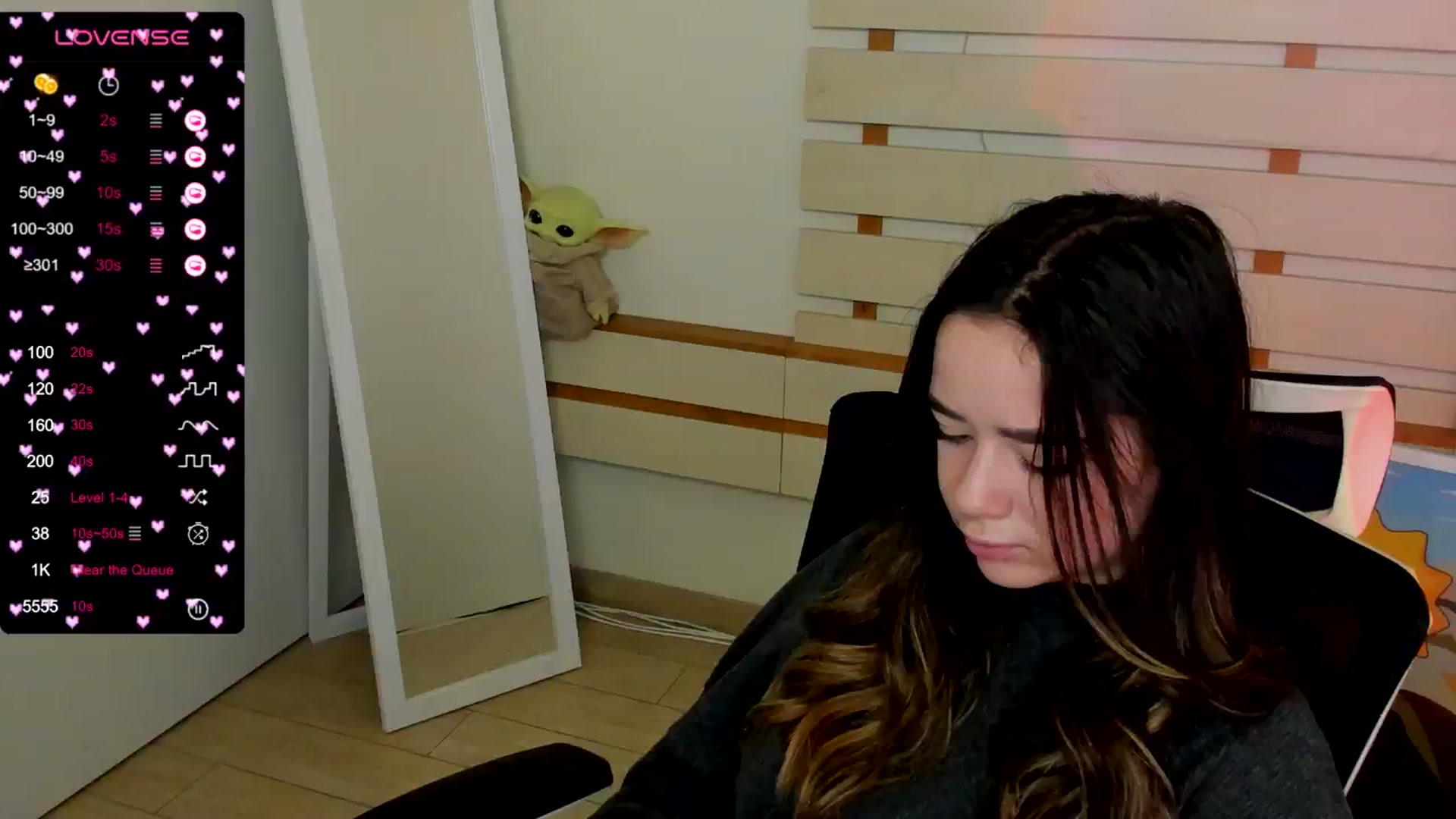 Gallery image thumbnail from KiraLove's myfreecams stream on, 11/18/2024, 18:05 image 10 of 20