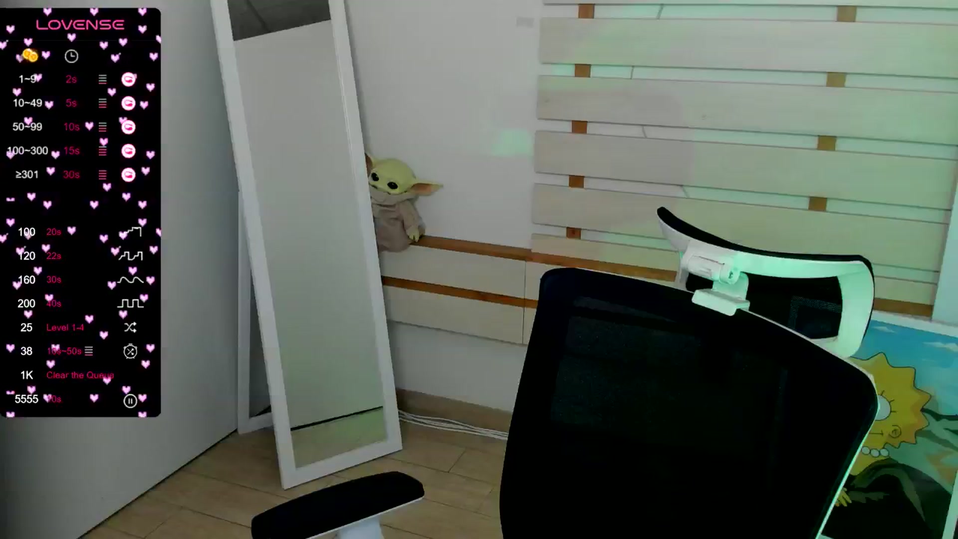 Gallery image thumbnail from KiraLove's myfreecams stream on, 11/20/2024, 13:11 image 3 of 20