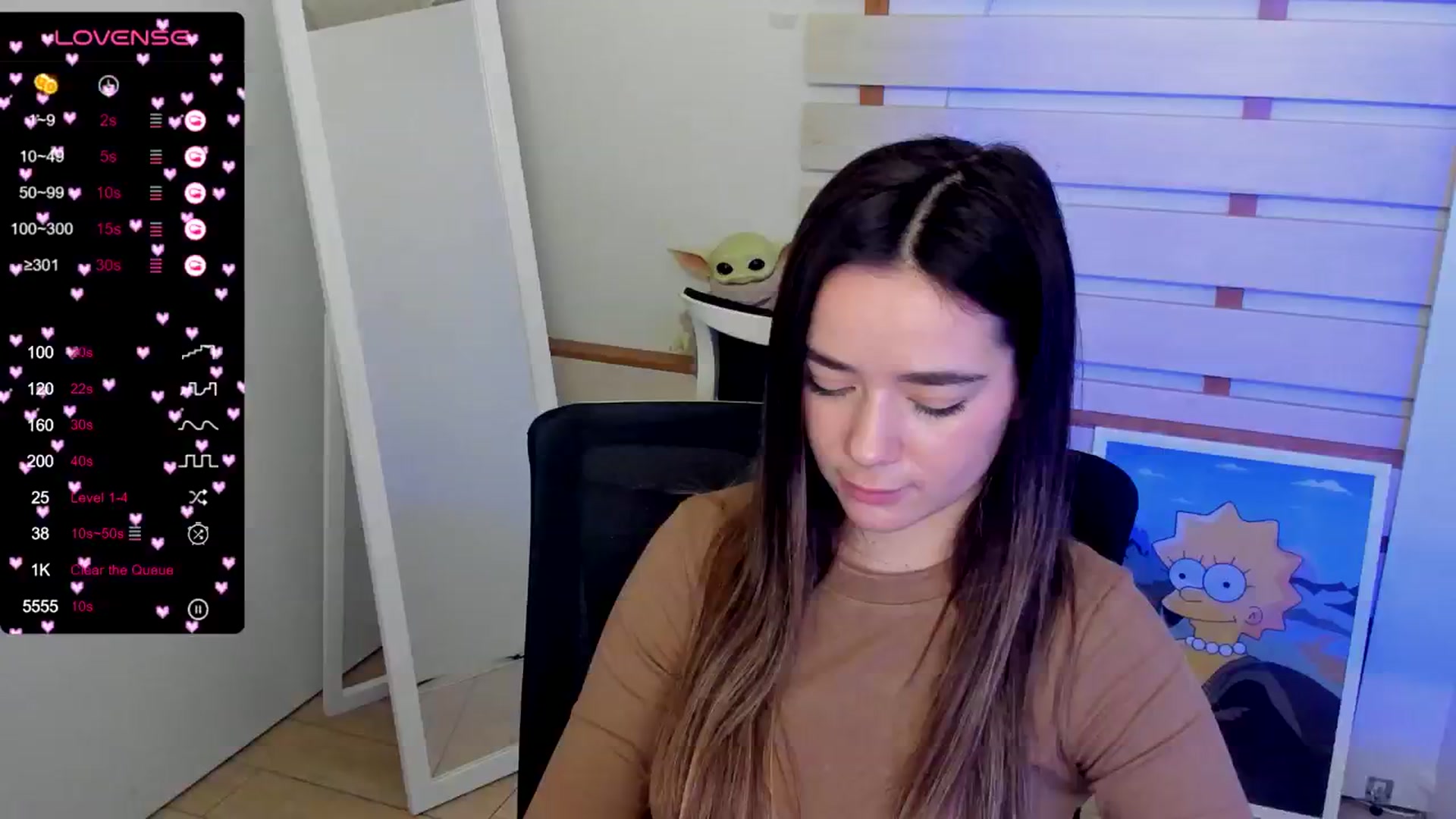 Gallery image thumbnail from KiraLove's myfreecams stream on, 11/30/2024, 12:35 image 18 of 20