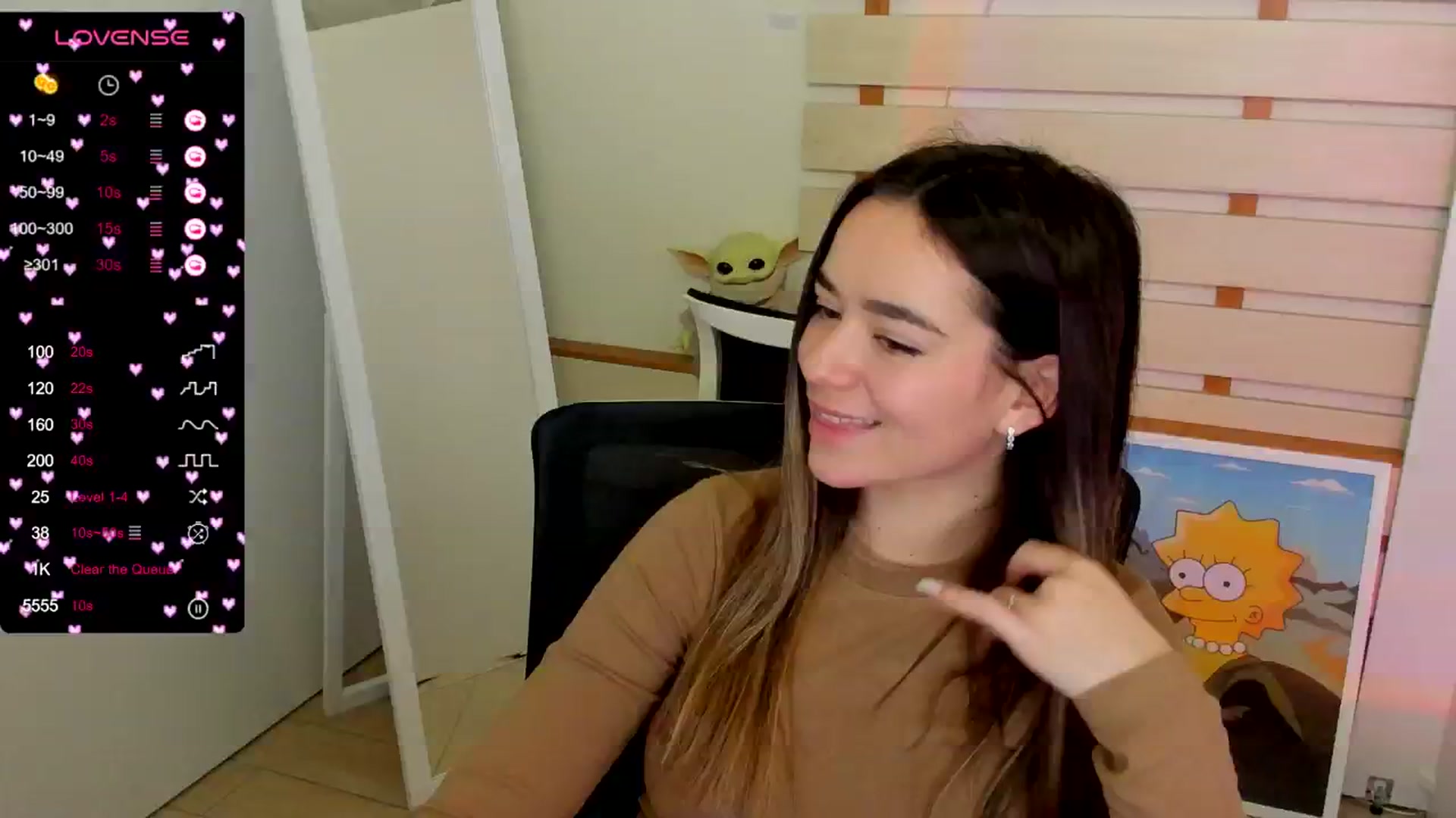 Gallery image thumbnail from KiraLove's myfreecams stream on, 11/30/2024, 12:35 image 16 of 20
