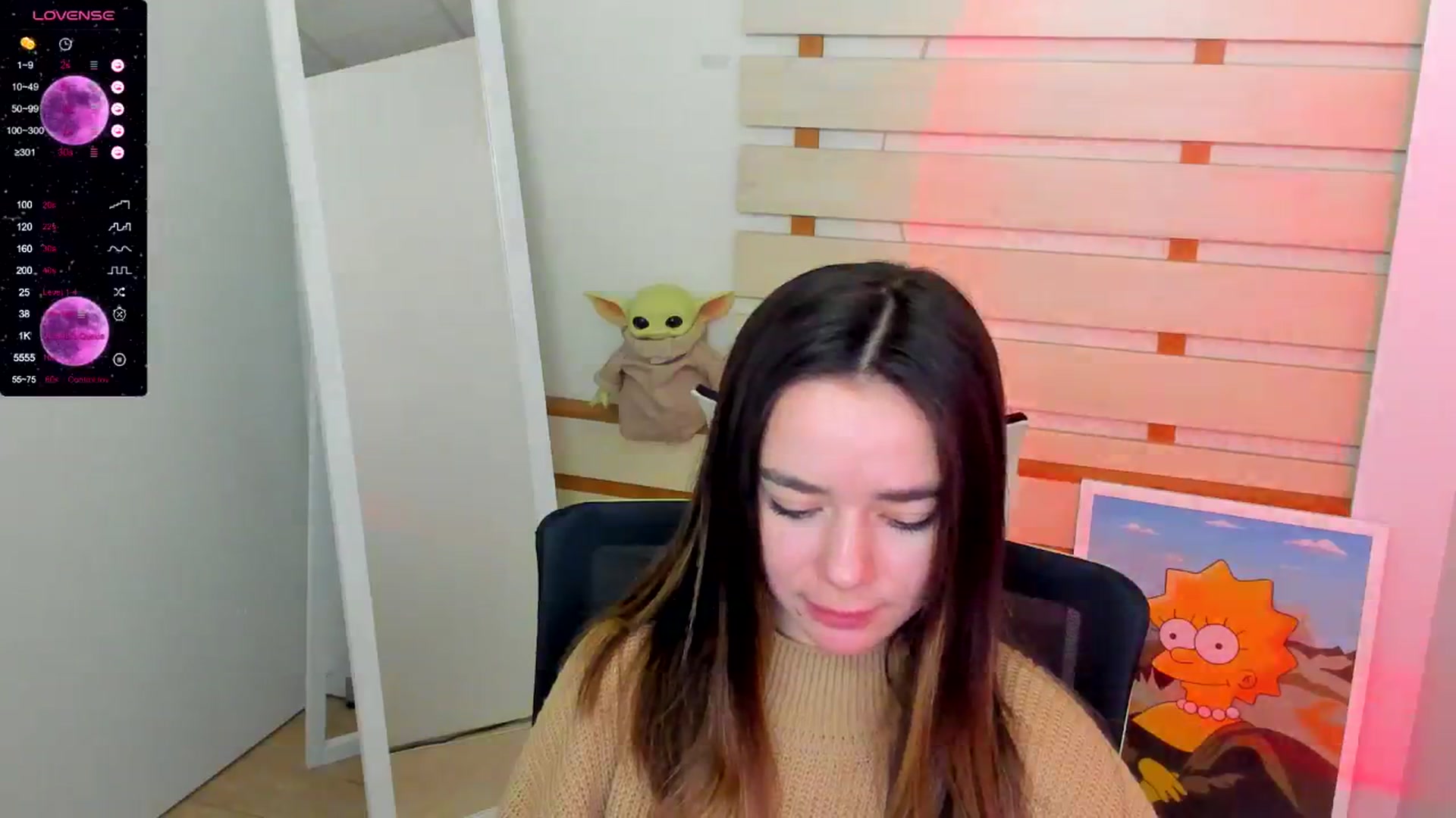 Gallery image thumbnail from KiraLove's myfreecams stream on, 12/09/2024, 09:46 image 15 of 20