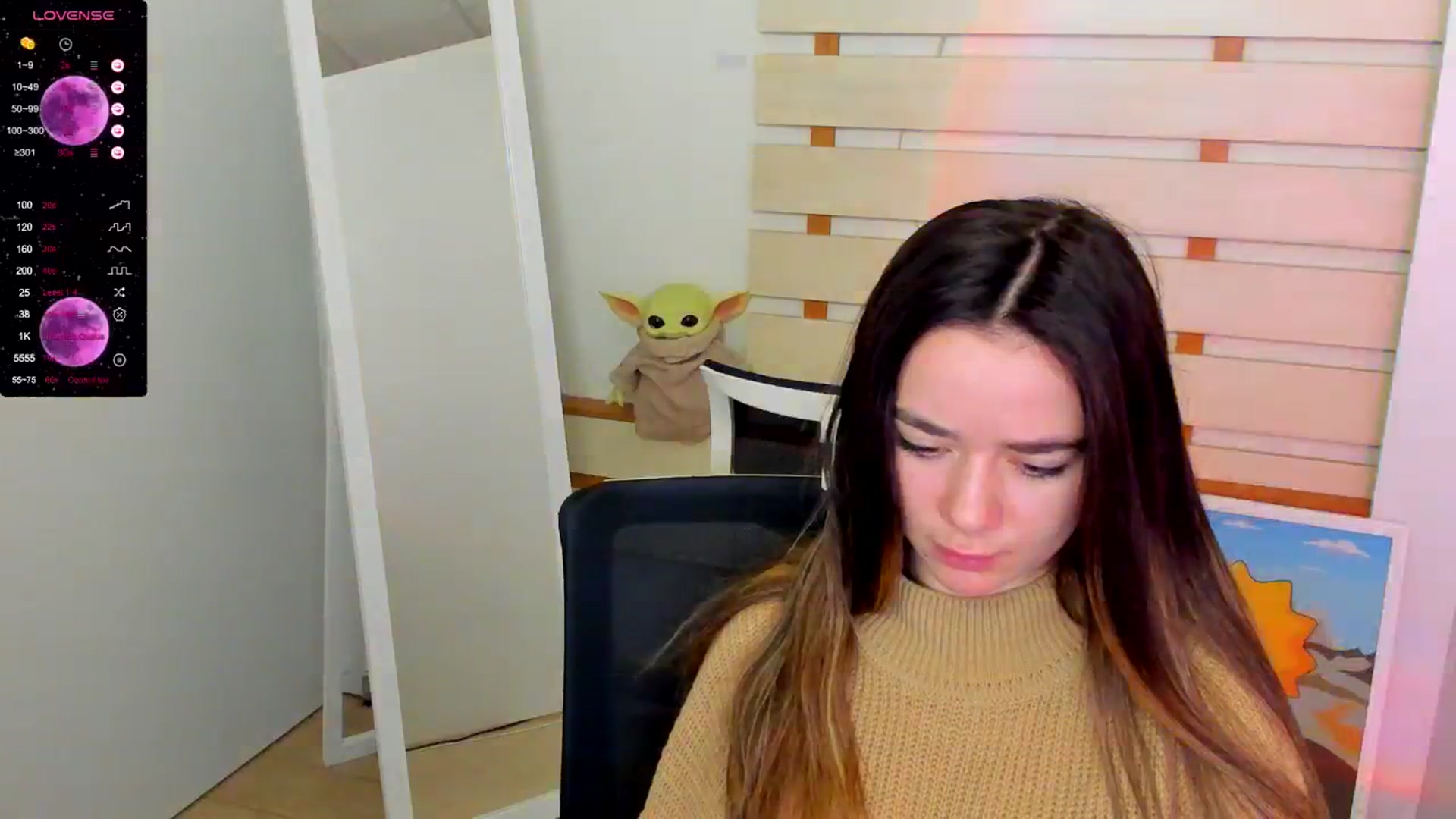 Gallery image thumbnail from KiraLove's myfreecams stream on, 12/09/2024, 09:46 image 2 of 20