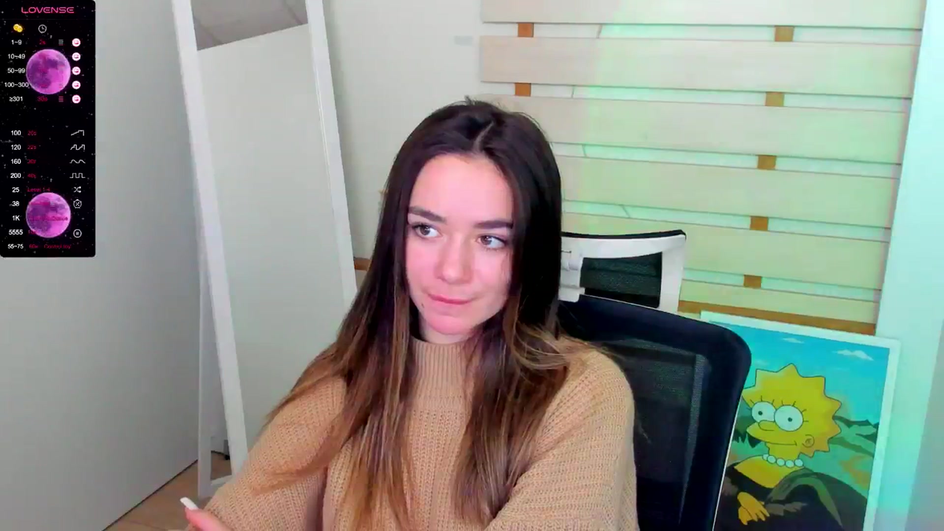 Gallery image thumbnail from KiraLove's myfreecams stream on, 12/09/2024, 09:46 image 18 of 20