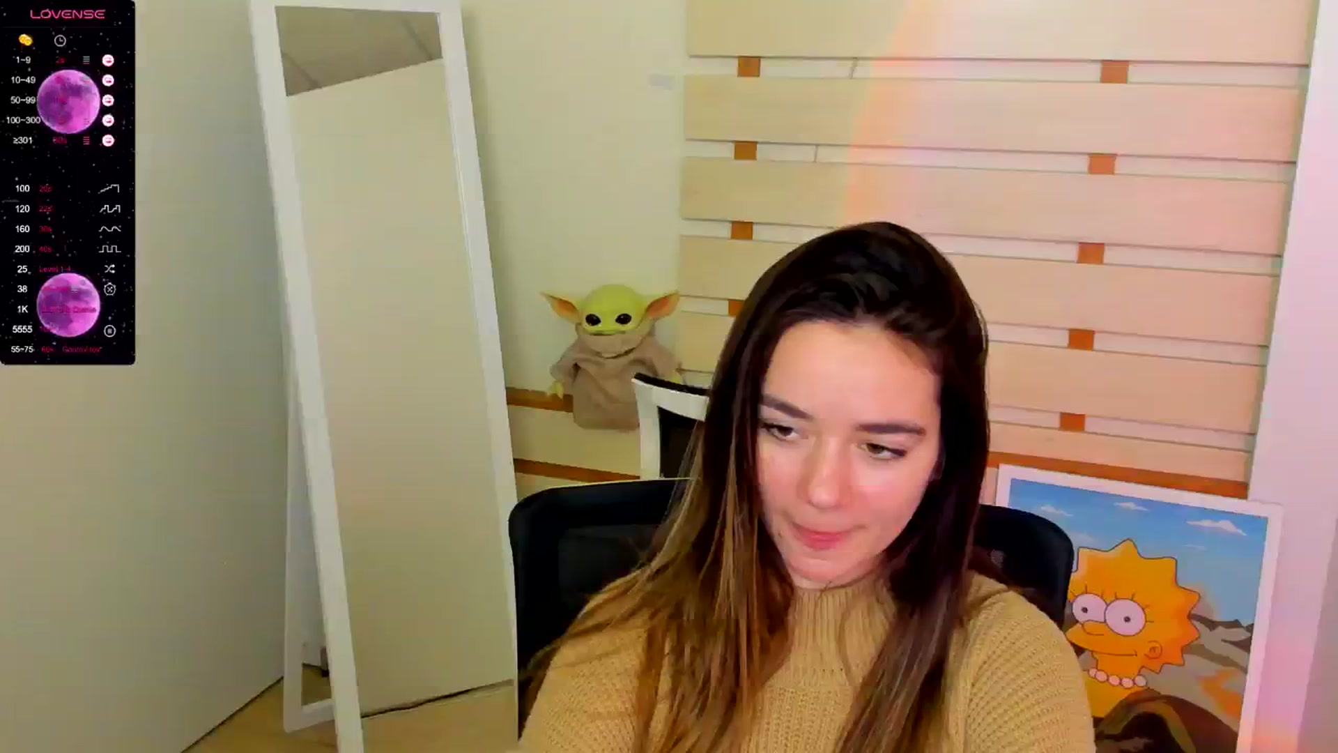 Gallery image thumbnail from KiraLove's myfreecams stream on, 12/09/2024, 10:59 image 13 of 20