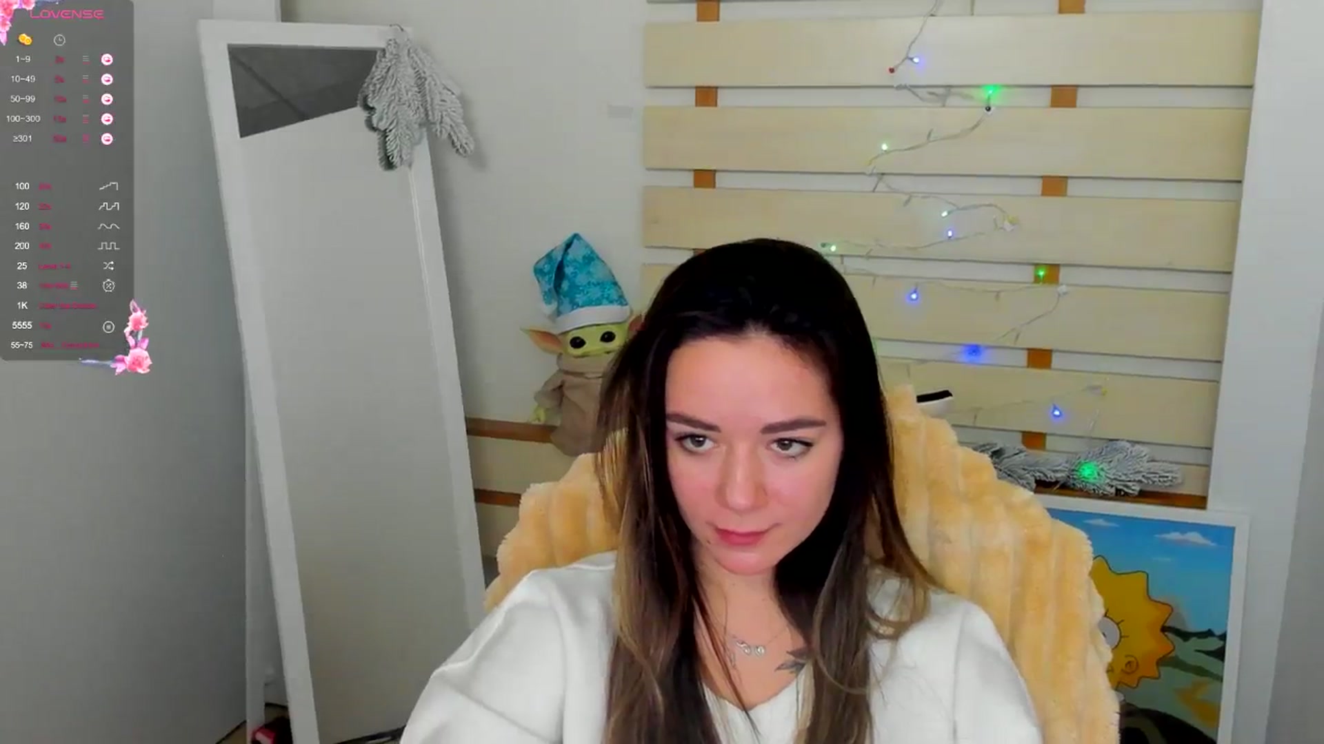 Gallery image thumbnail from KiraLove's myfreecams stream on, 12/16/2024, 09:40 image 16 of 20