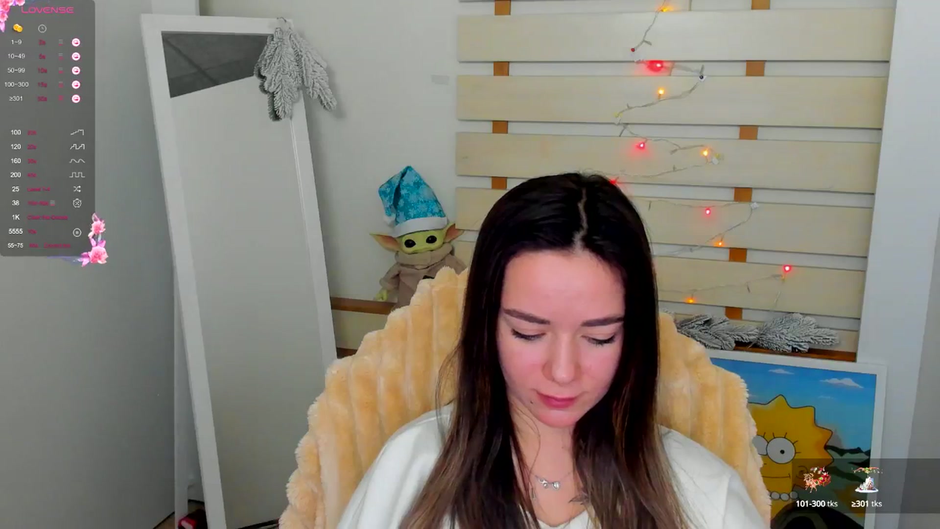 Gallery image thumbnail from KiraLove's myfreecams stream on, 12/16/2024, 09:40 image 15 of 20